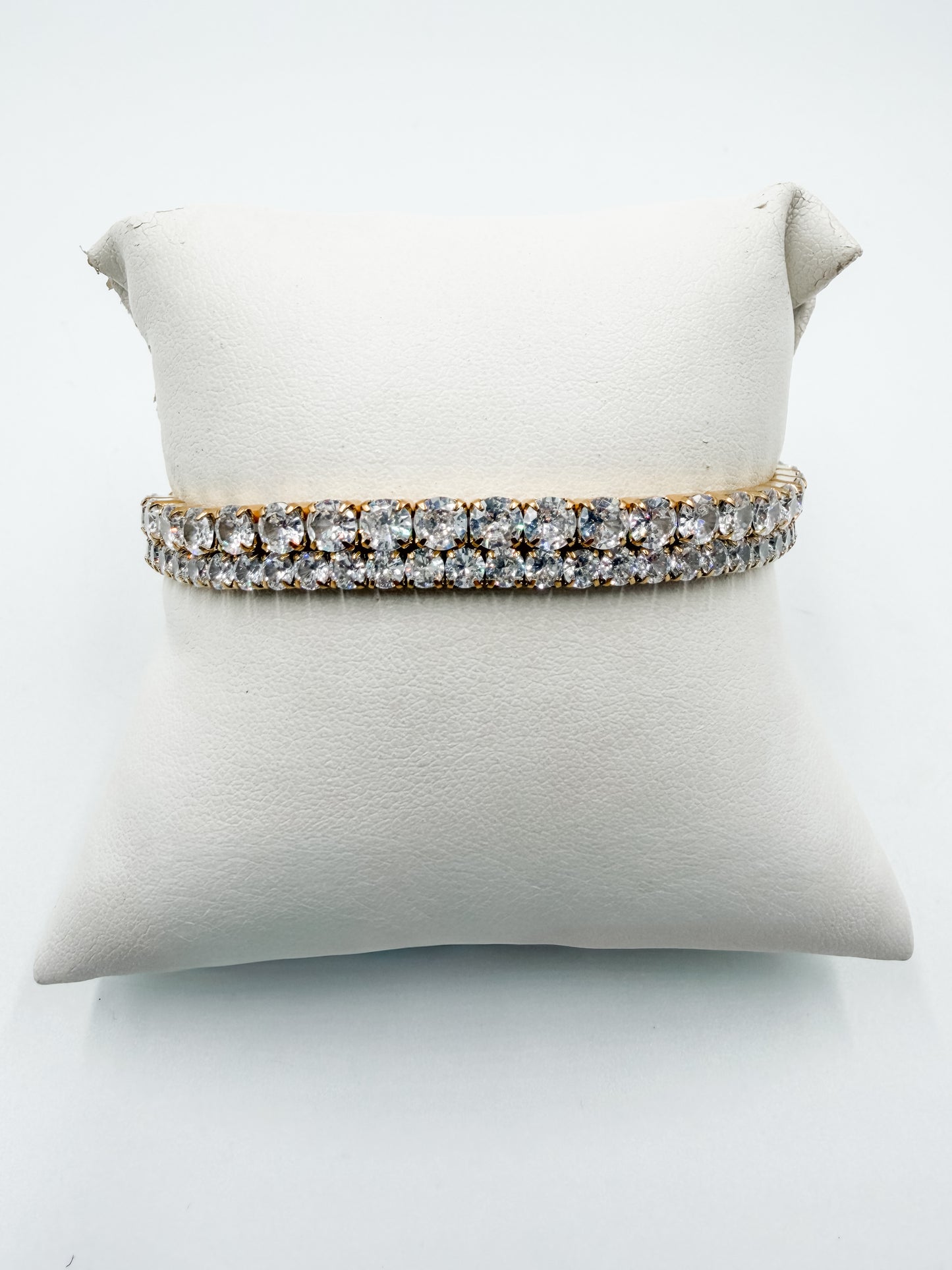 Elara Stretch Bracelet Gold