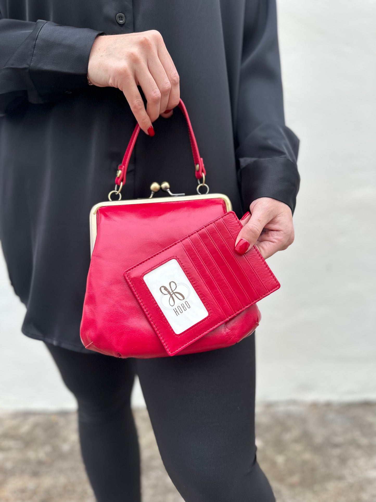 Alba Crossbody Claret