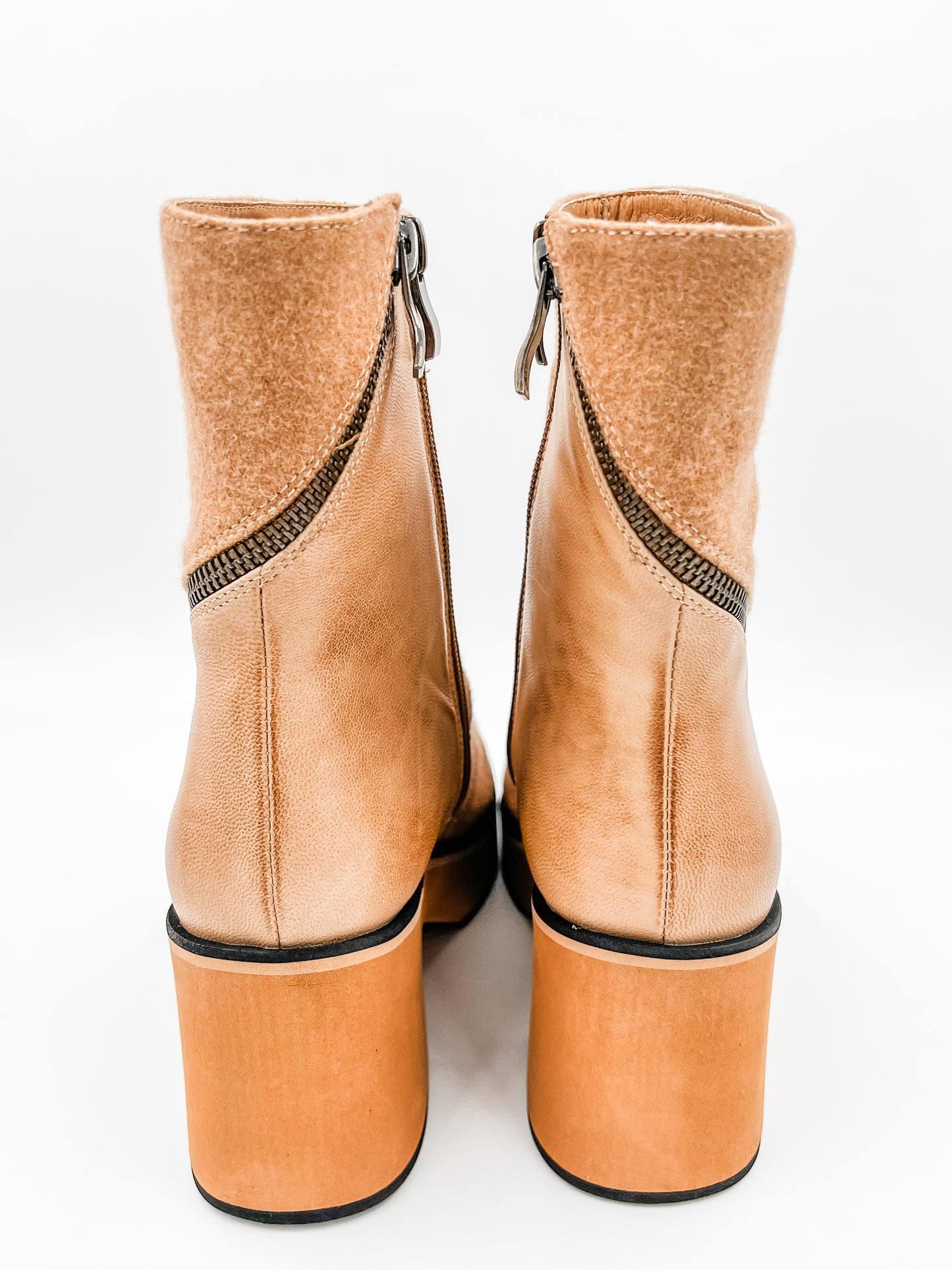 Illeana Taupe Boot