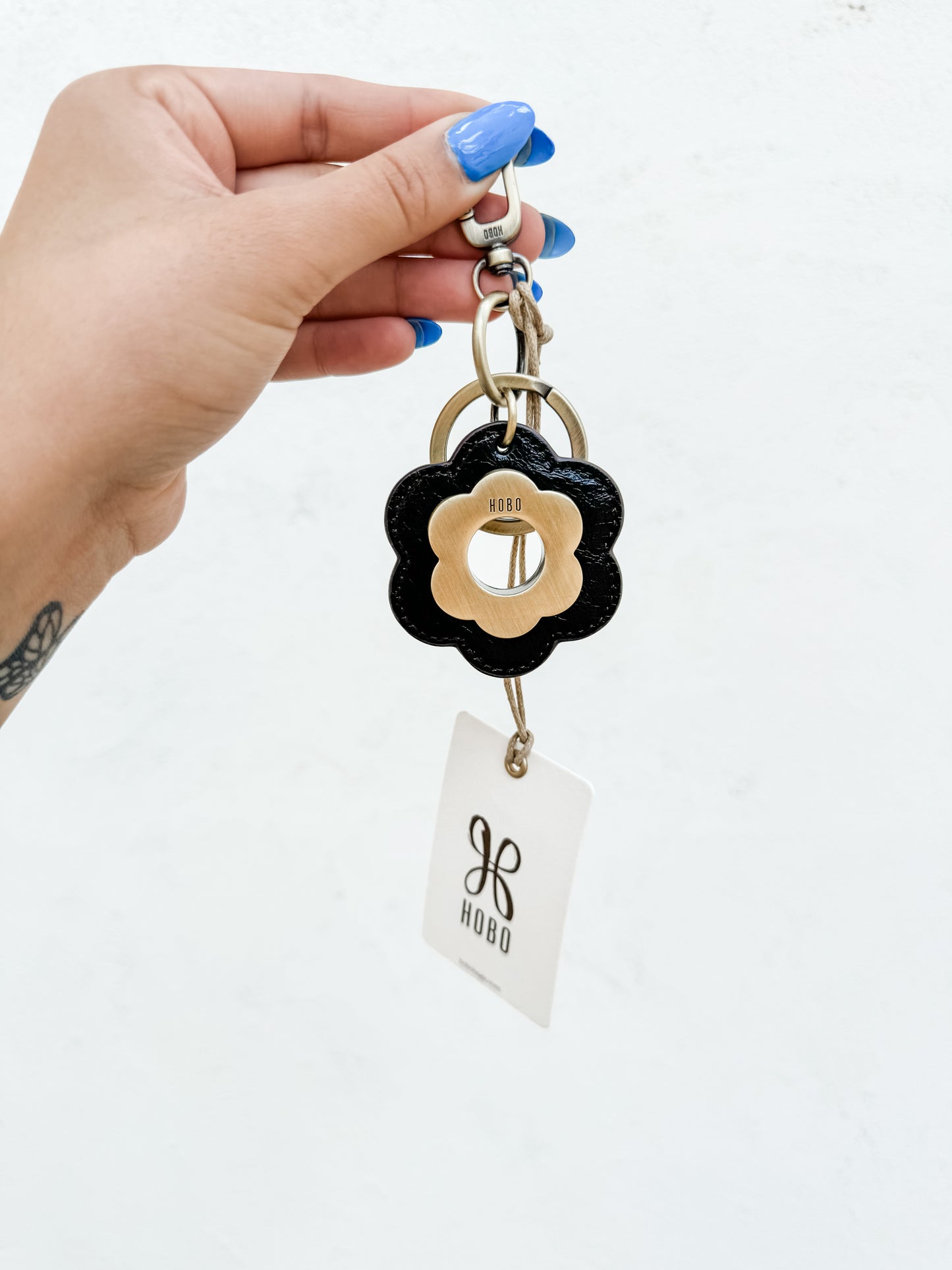Daisy Keychain Black