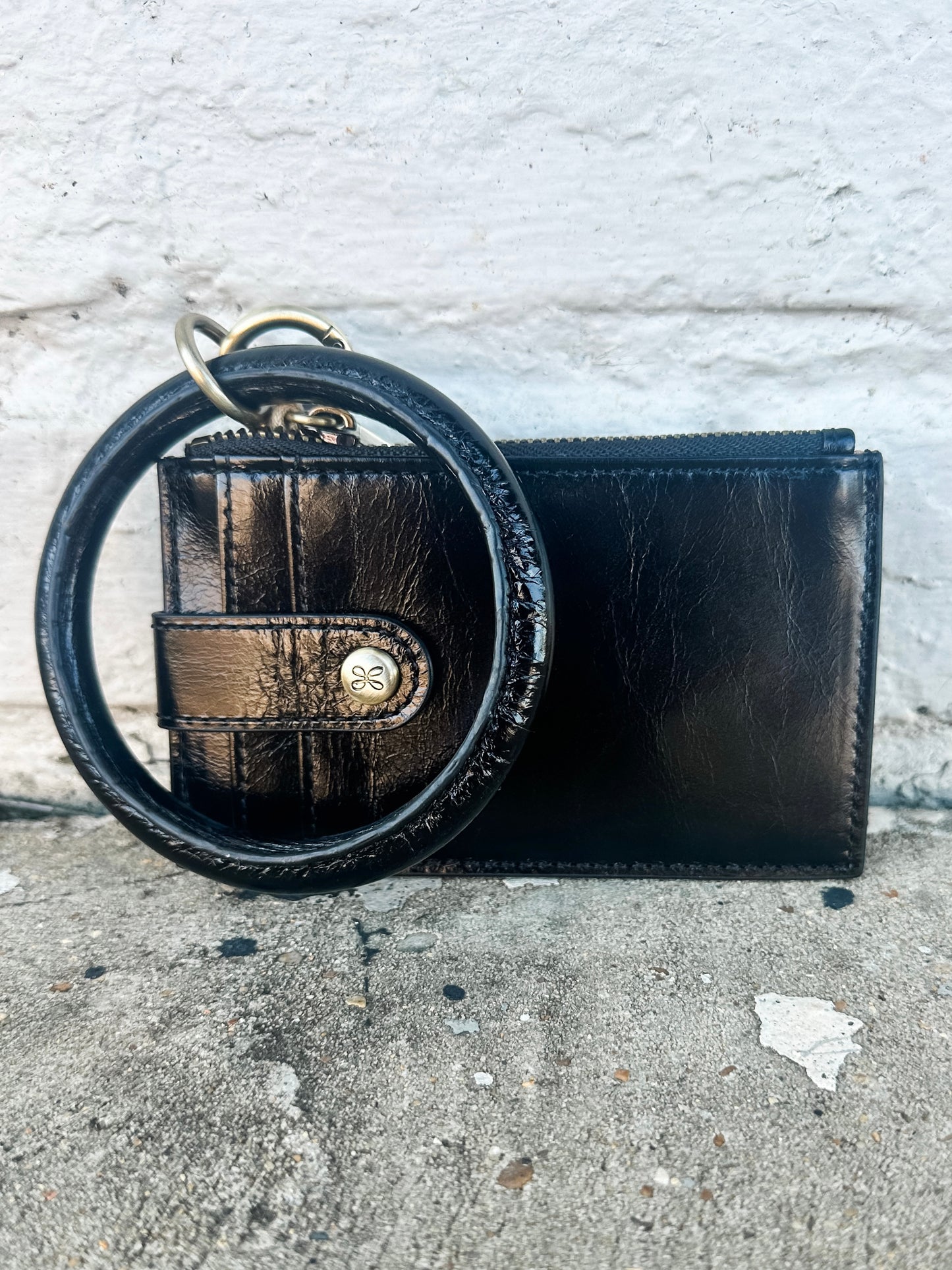 Ring Credit Card Wristlet Black