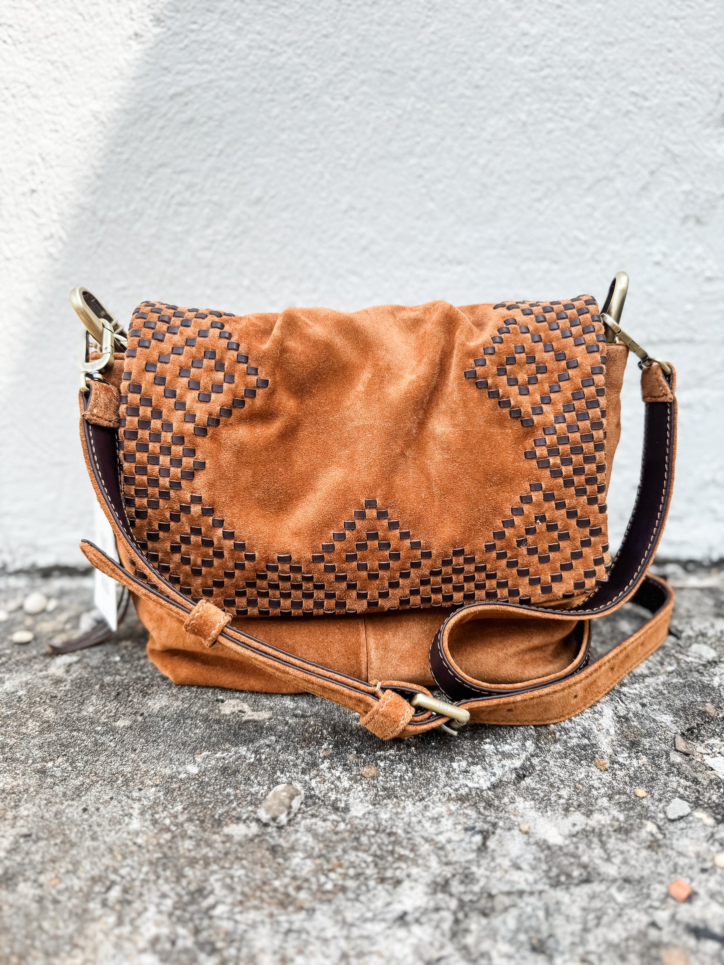 Harley Convertible Shoulder in Oak Barrel
