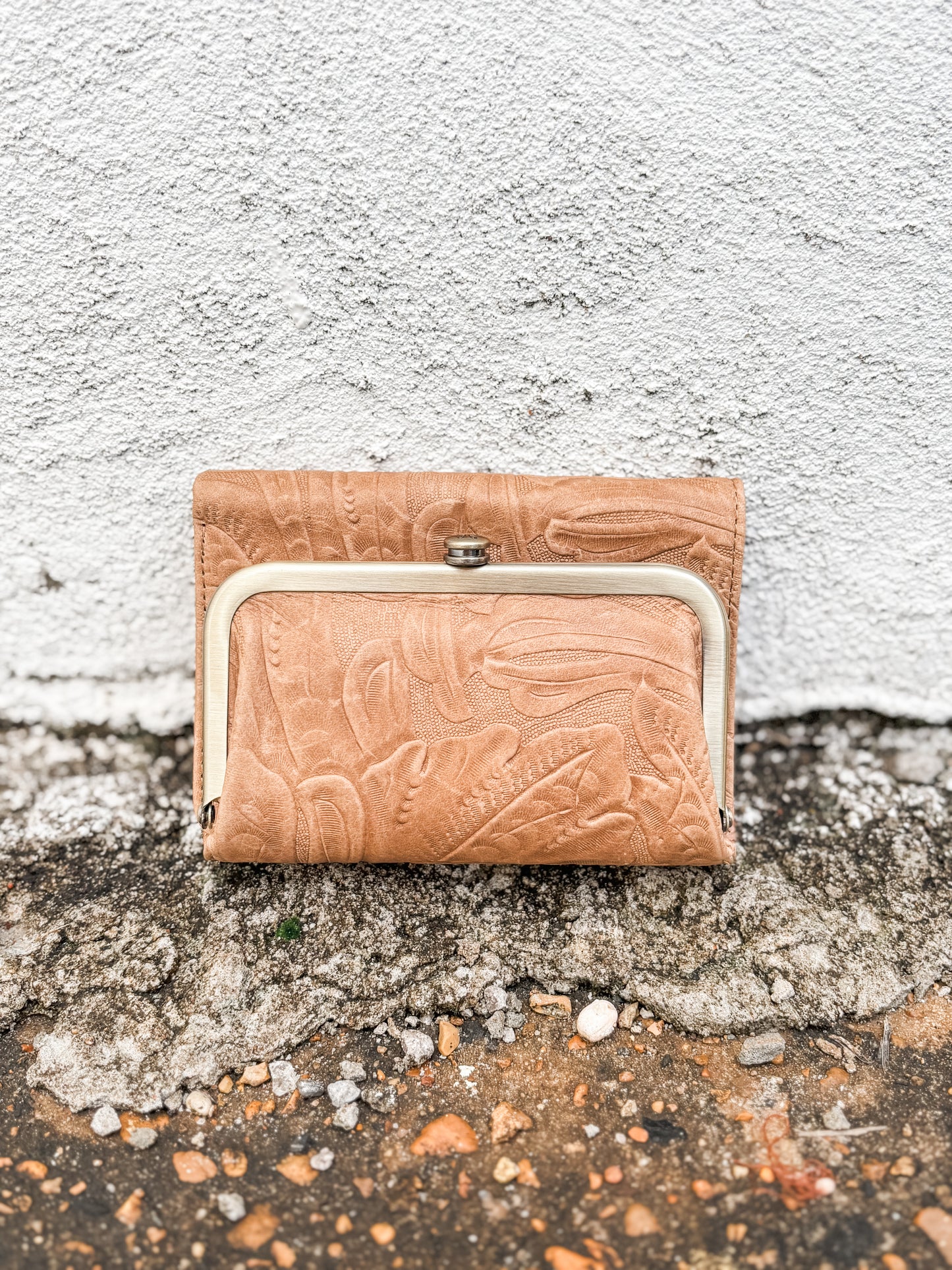 Robin Compact Wallet Saddle