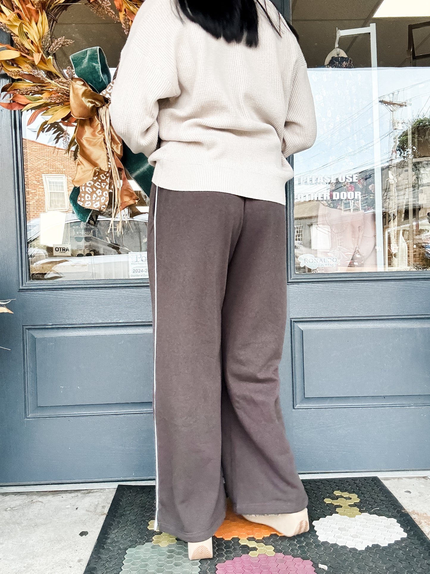 Slouching Around Pants Charcoal