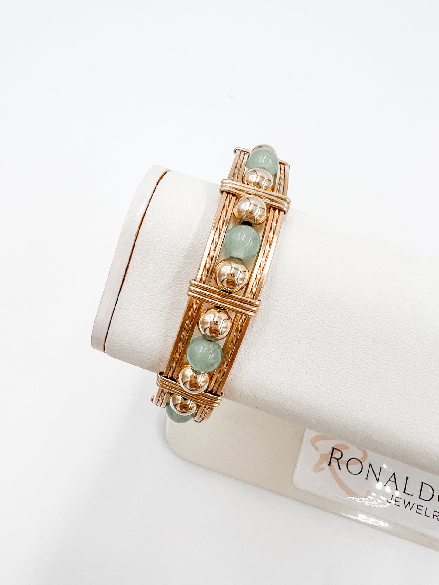 Dream in Color Jade Beads Bracelet