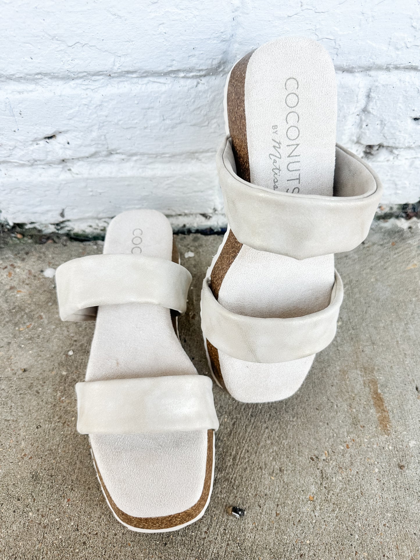 Borego Gold Frost Shoe