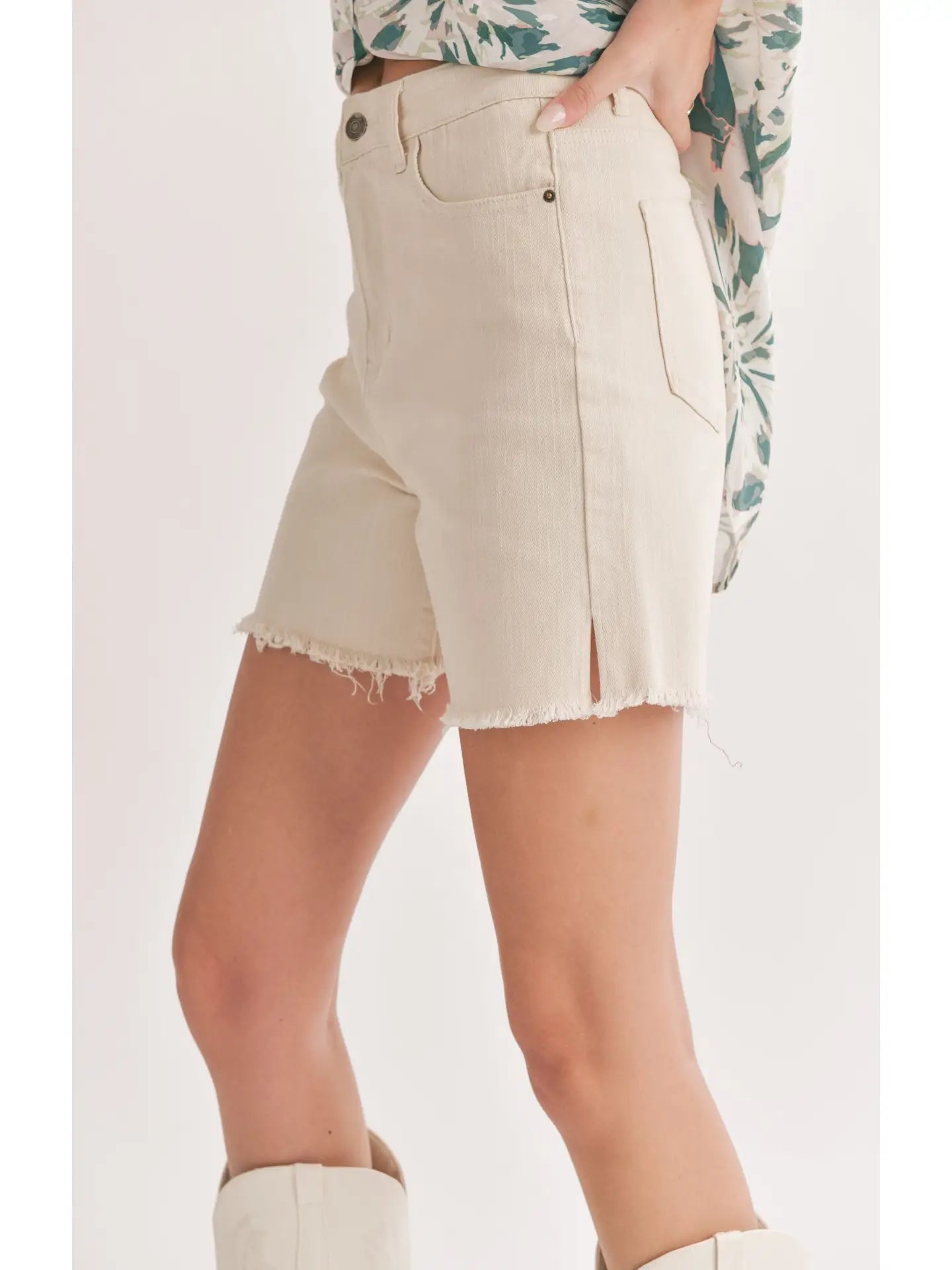 Chase the Moonlight Shorts