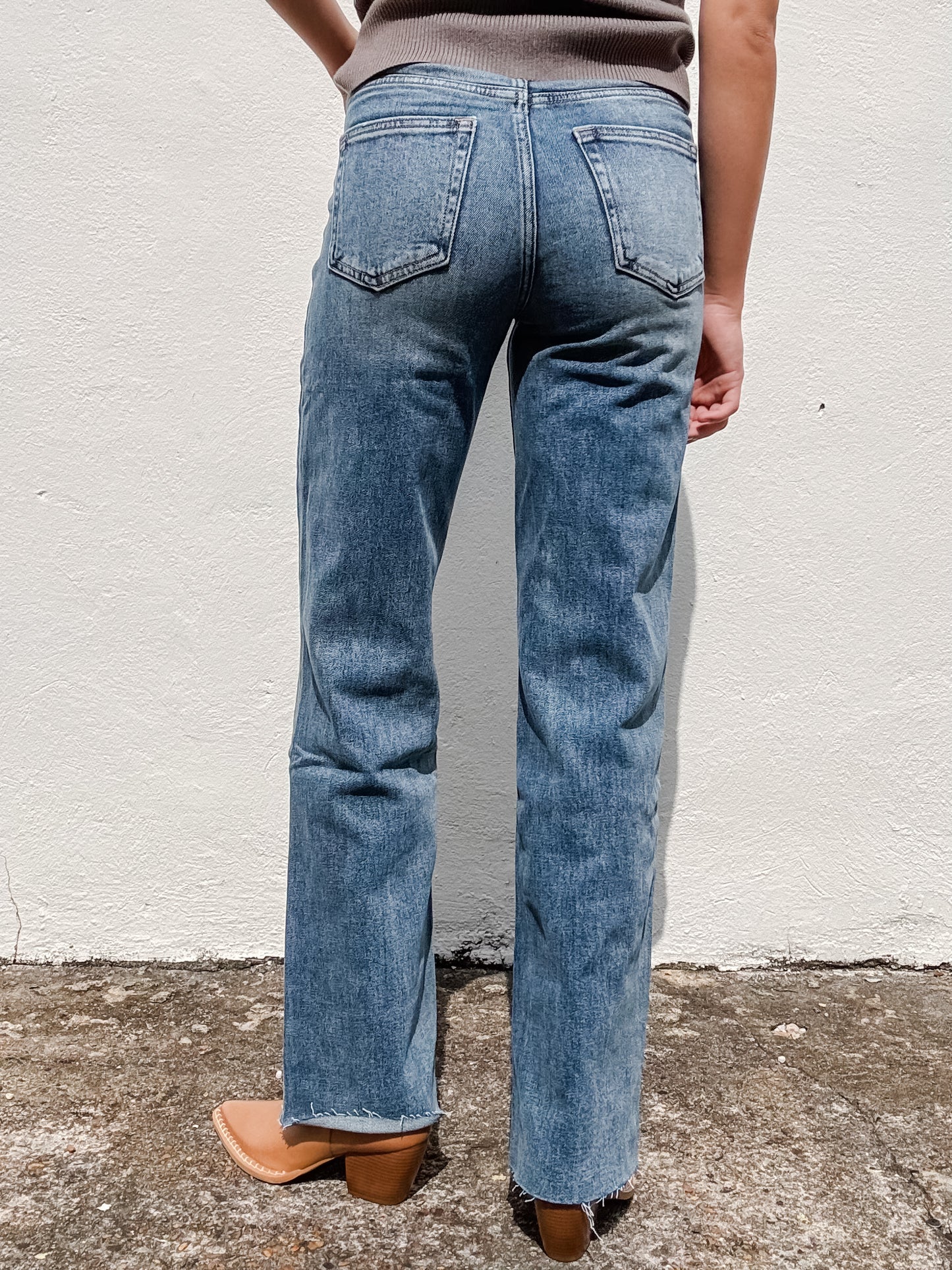 Dawna High-Rise Wide Leg Jeans