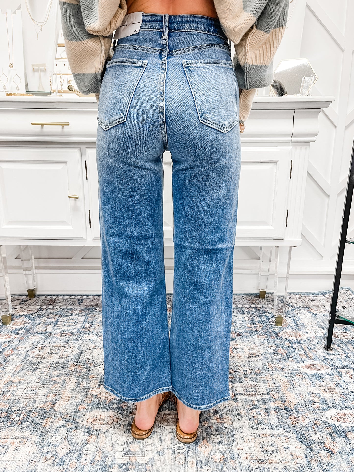 Patch Pocket Wide Leg
