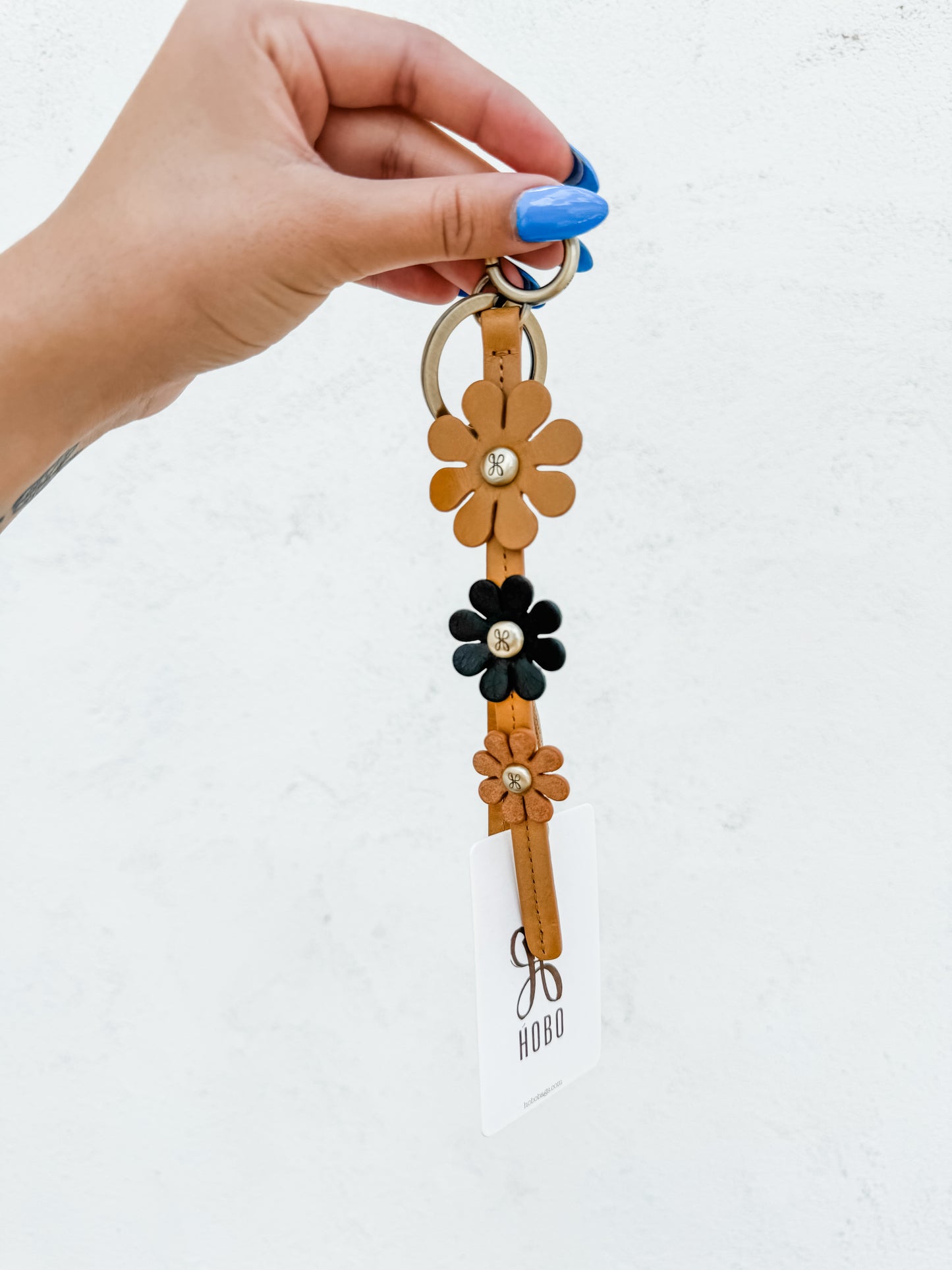 Triflower Keychain in Natural