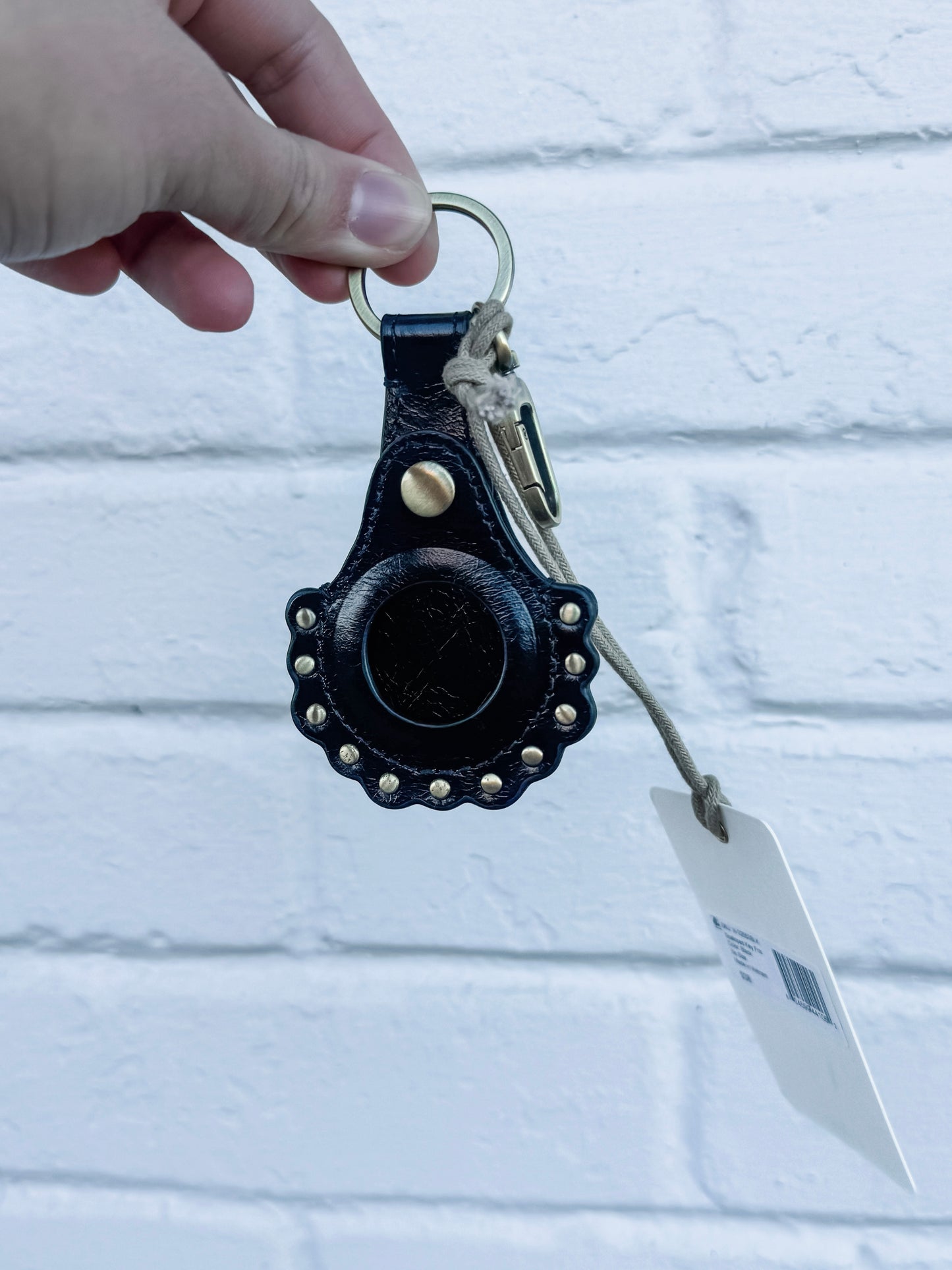 Scalloped Key Fob Black