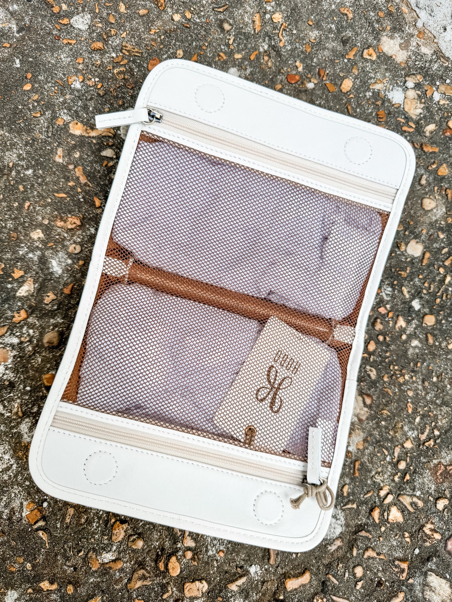 Beauty Cosmetic Pouch Ecru Daisy Perf