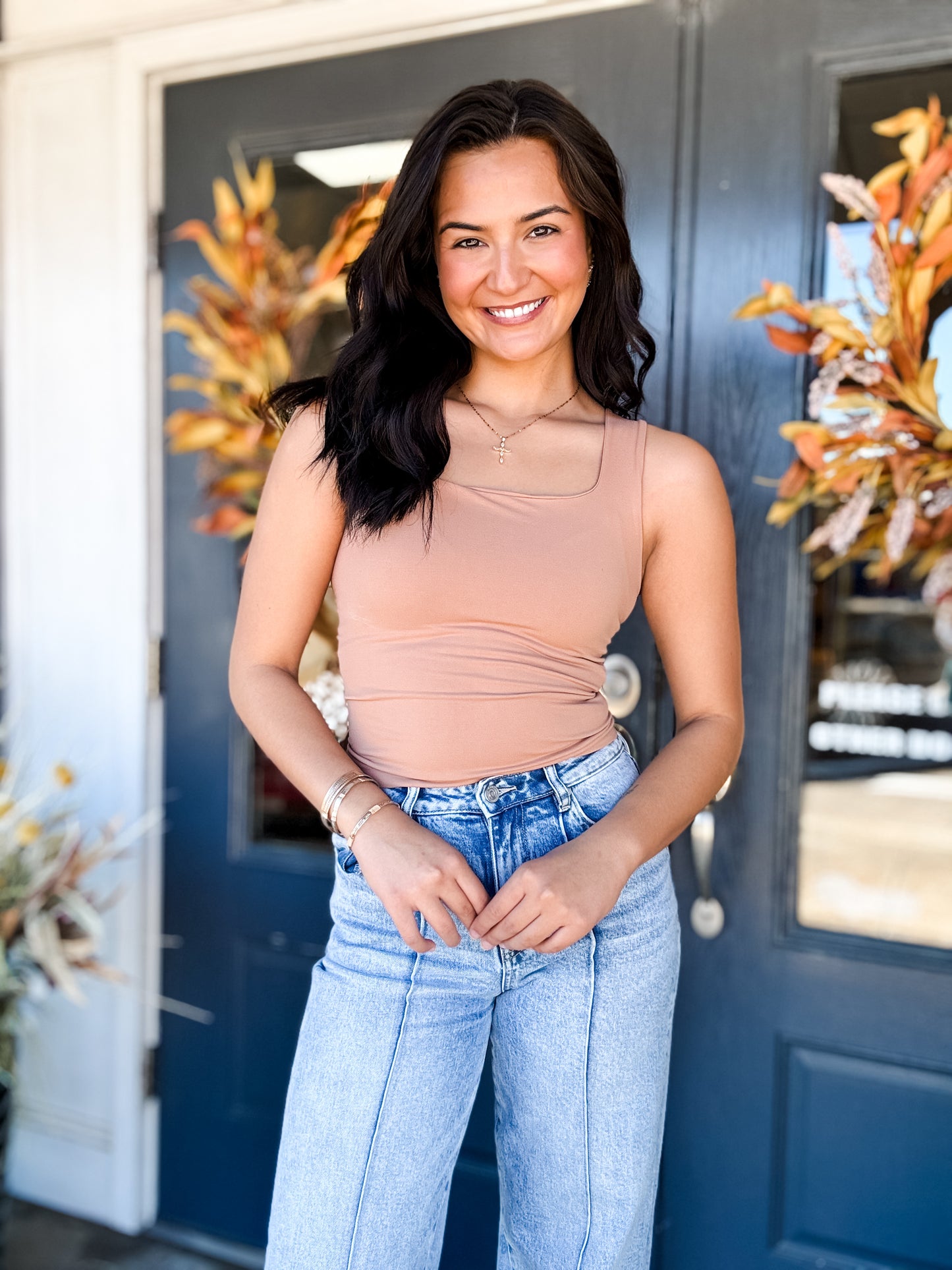 Clean Line Square Top Mocha