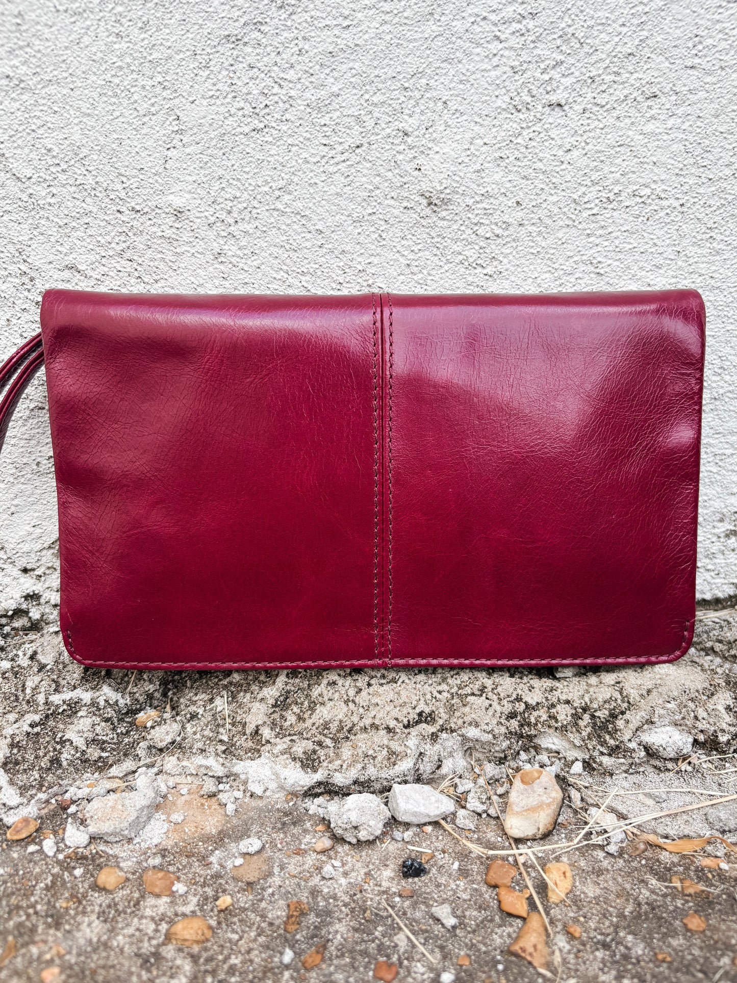 Evolve Wristlet Saddleberry
