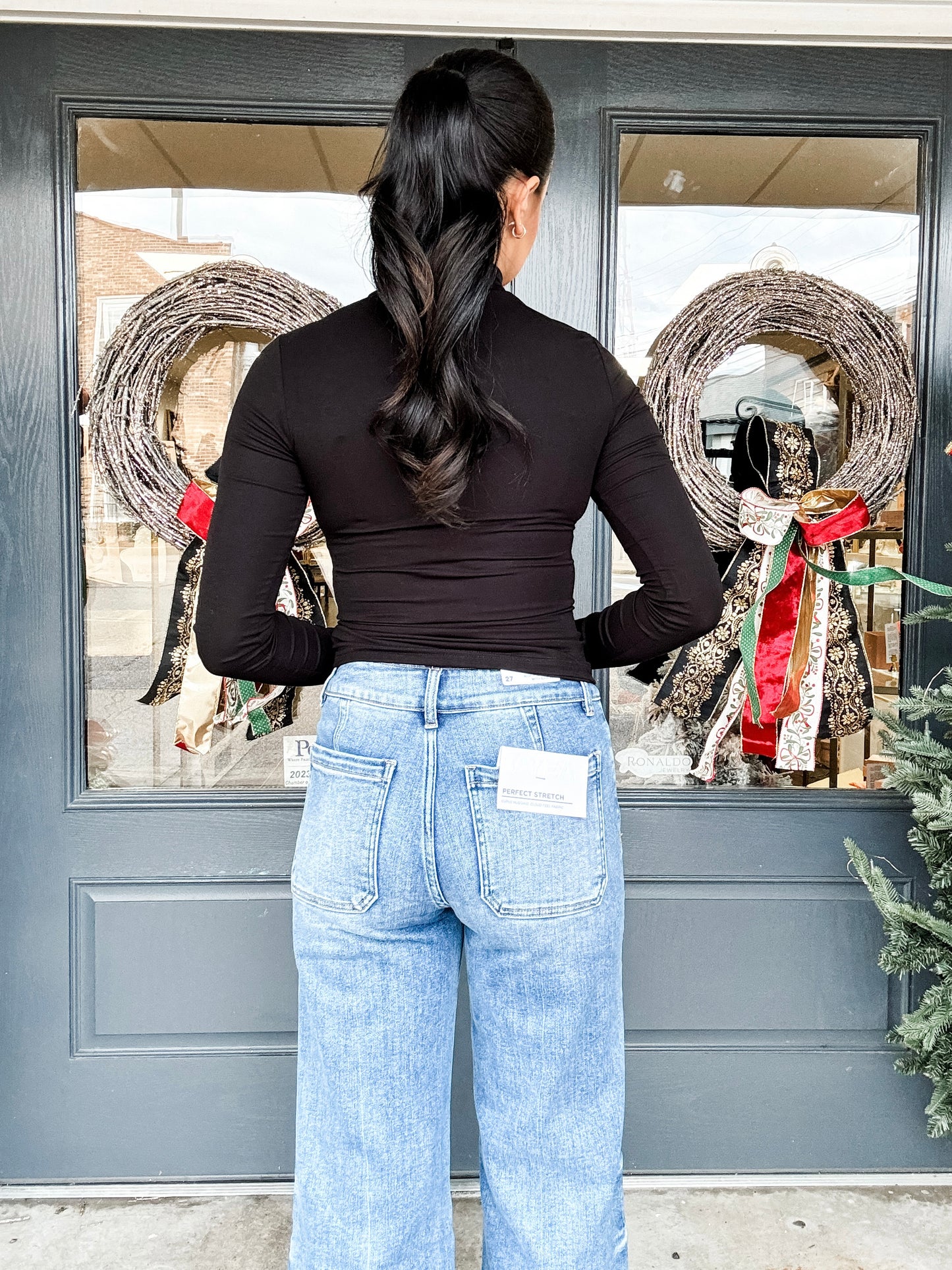 Perfect Layer Top Black