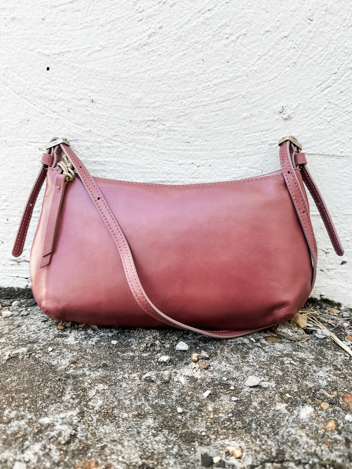 Scottie Slim Shoulder Rosewood