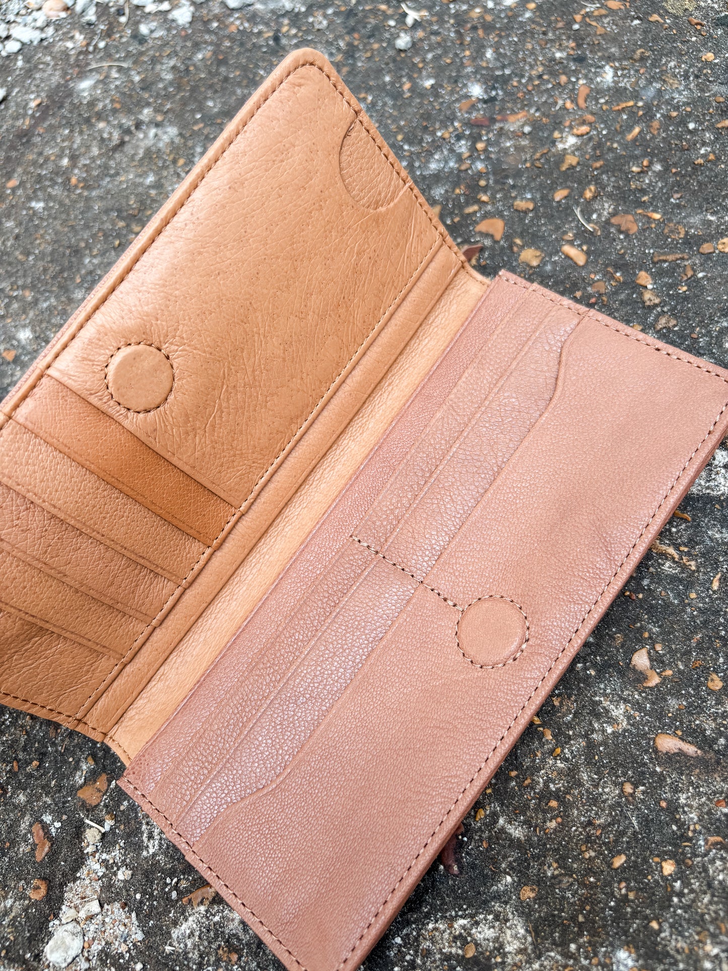 Hutton Wallet Glazed Donut