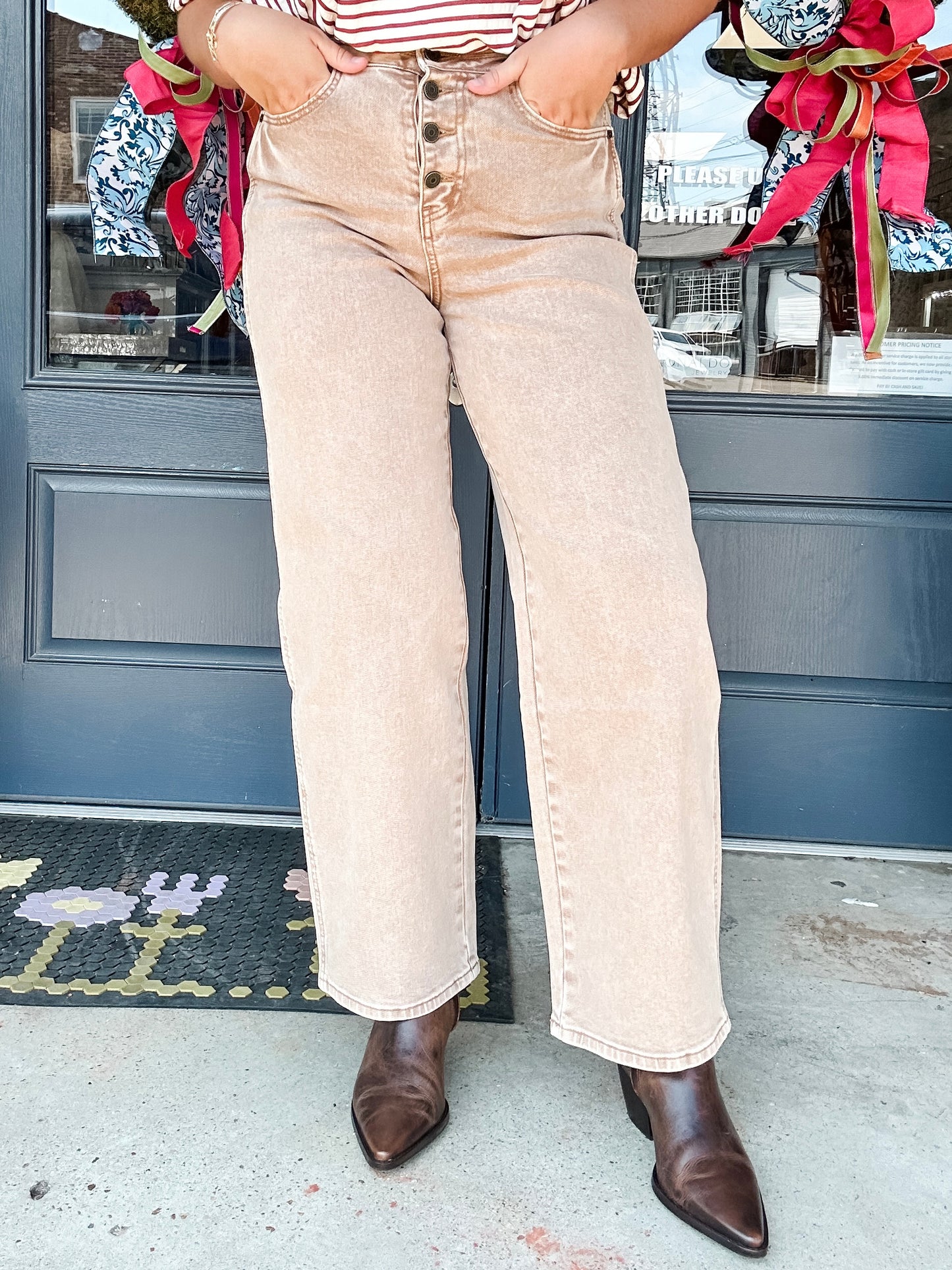 Evelyn Khaki Jeans