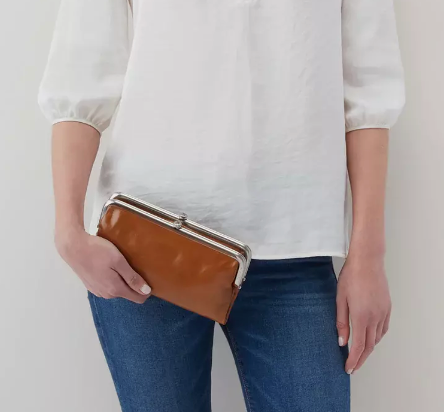 Lauren Clutch-Wallet Truffle