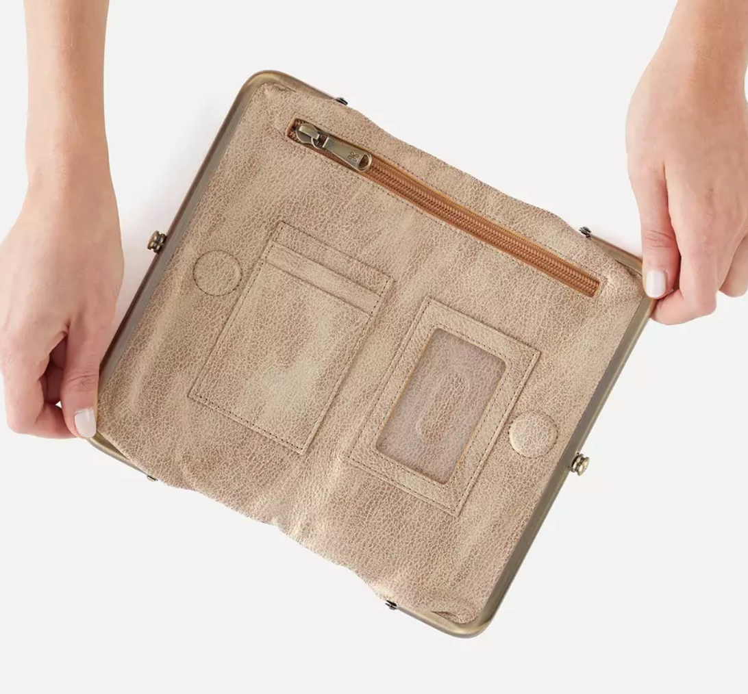 Lauren Clutch-Wallet Gold Leaf