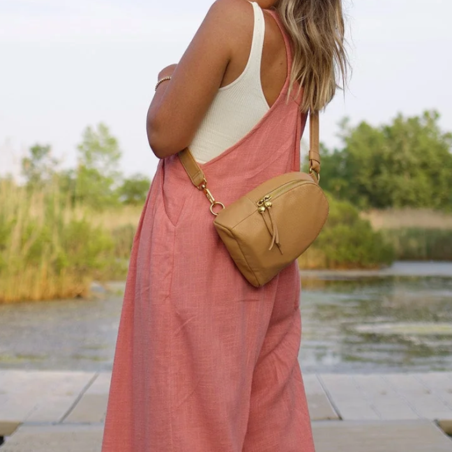 Fern Sling Pebbled Leather Sandstorm