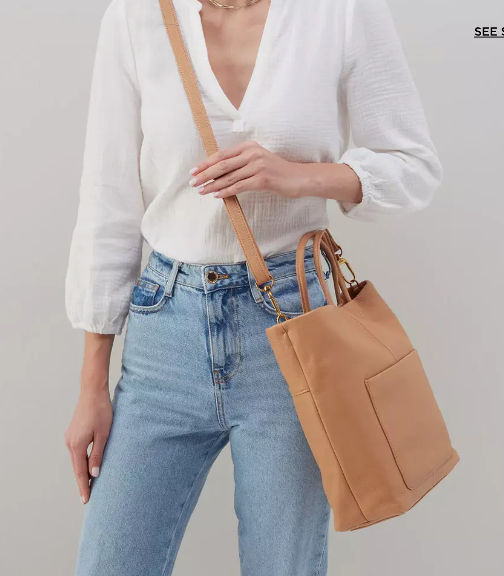 Tripp Tote Sandstorm