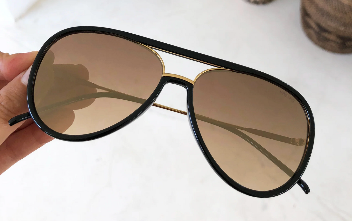 Shay Black/Gold Mirror Sunglasses