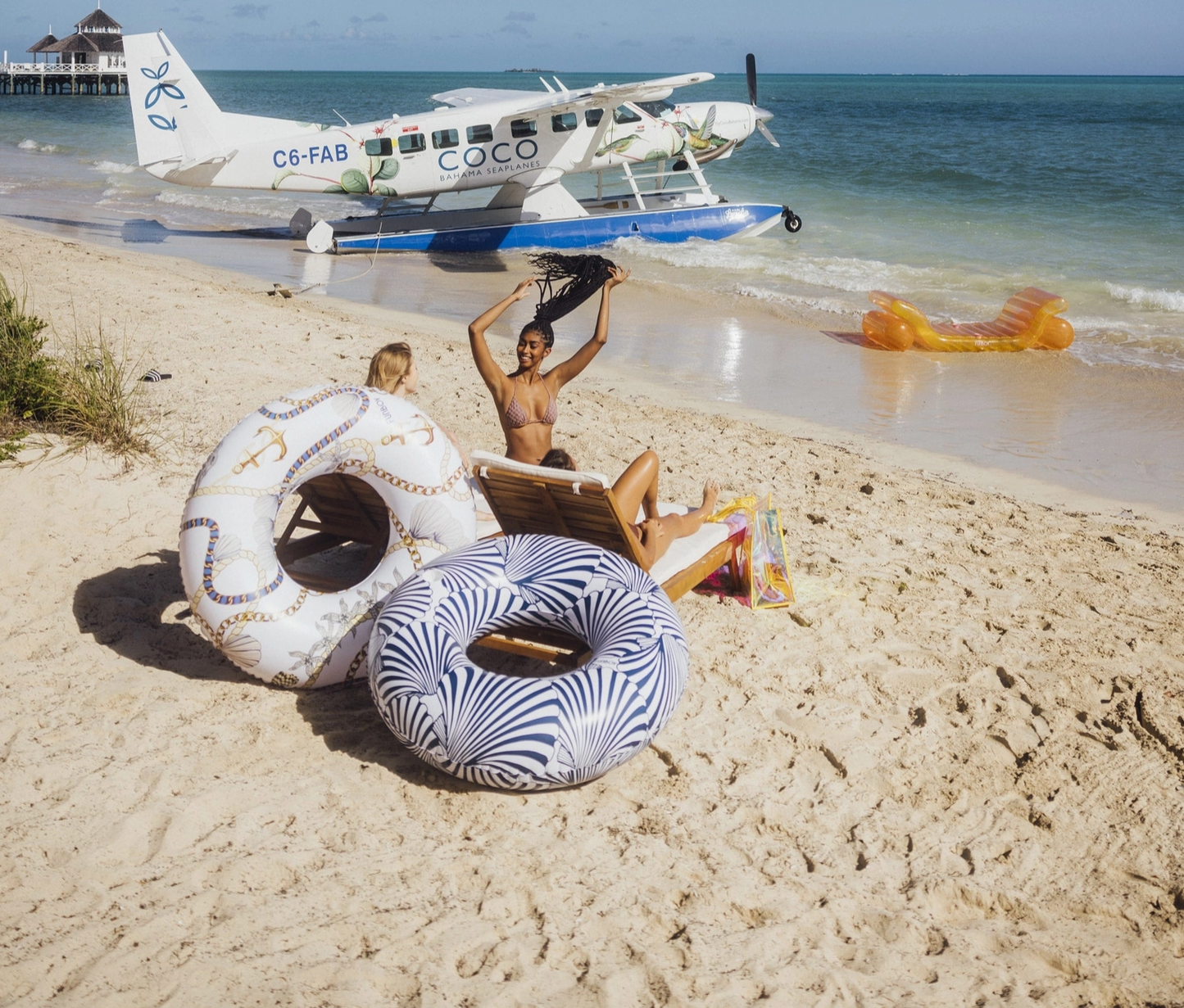 Seashell Tube Float