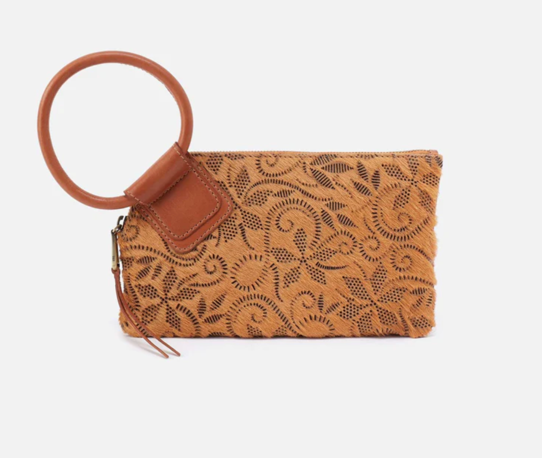 Sable Wristlet in Harvest Wheat Hair-On