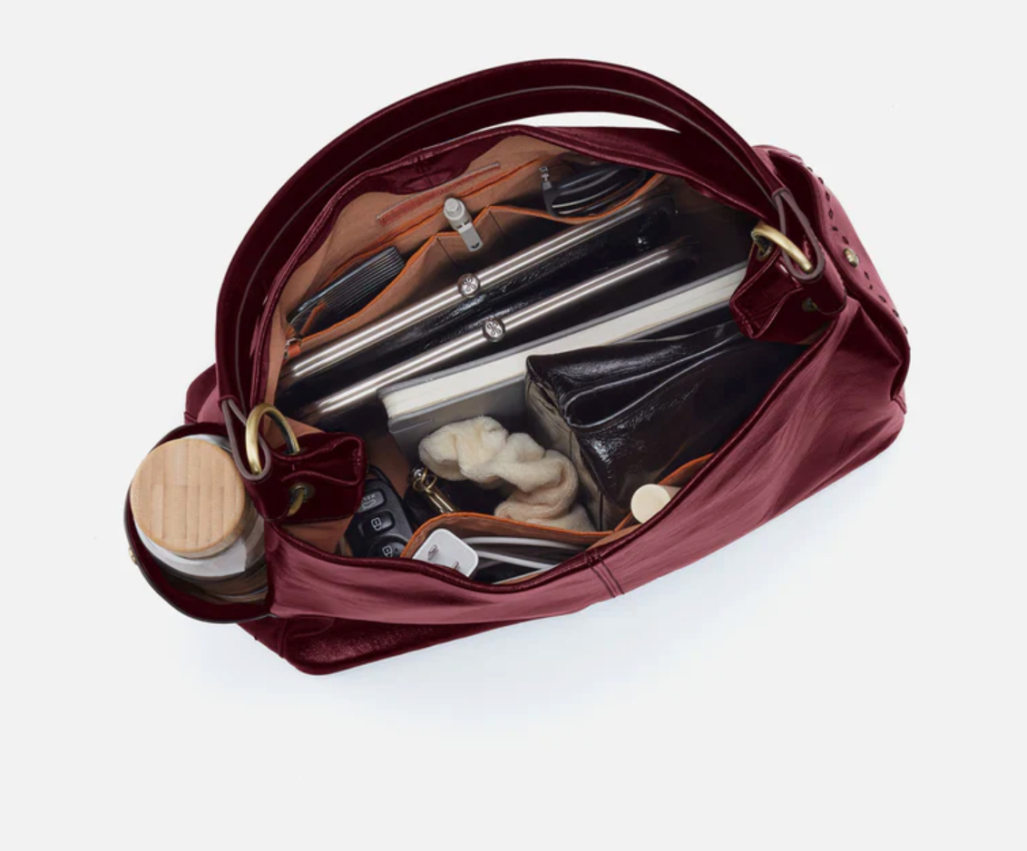 Seneca Shoulder Bag in Saddleberry