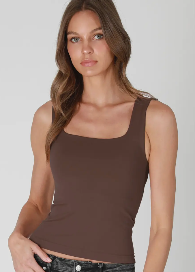 Clean Line Square Top Brown
