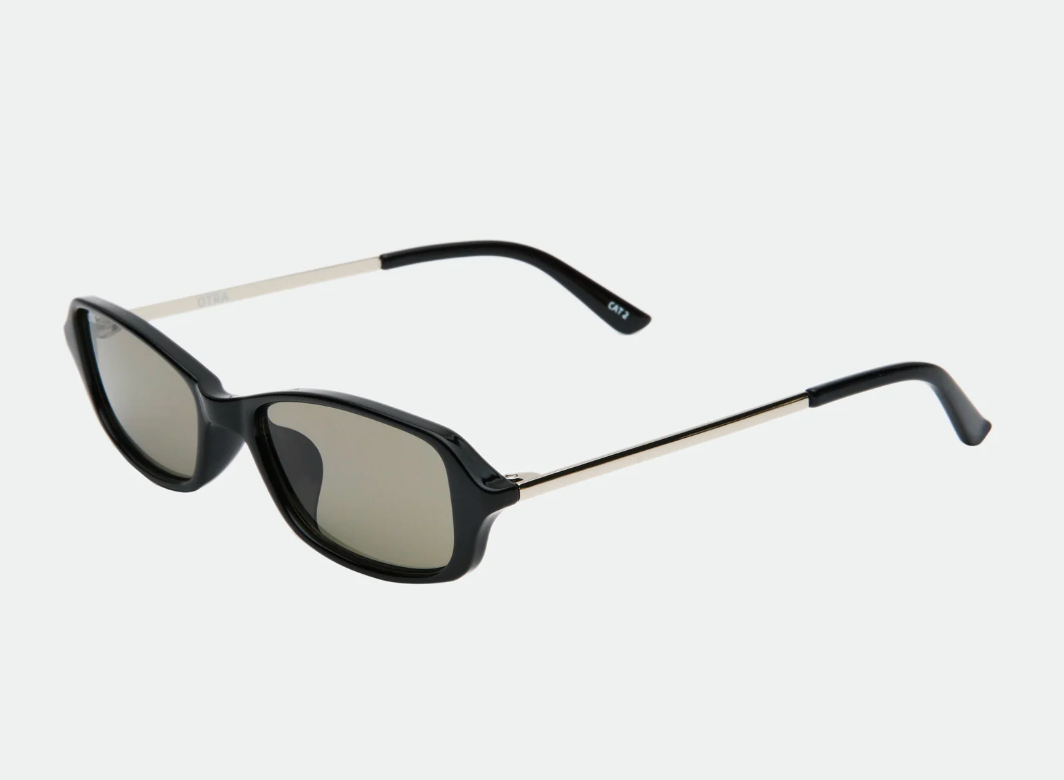 Caysee Black/Smoke