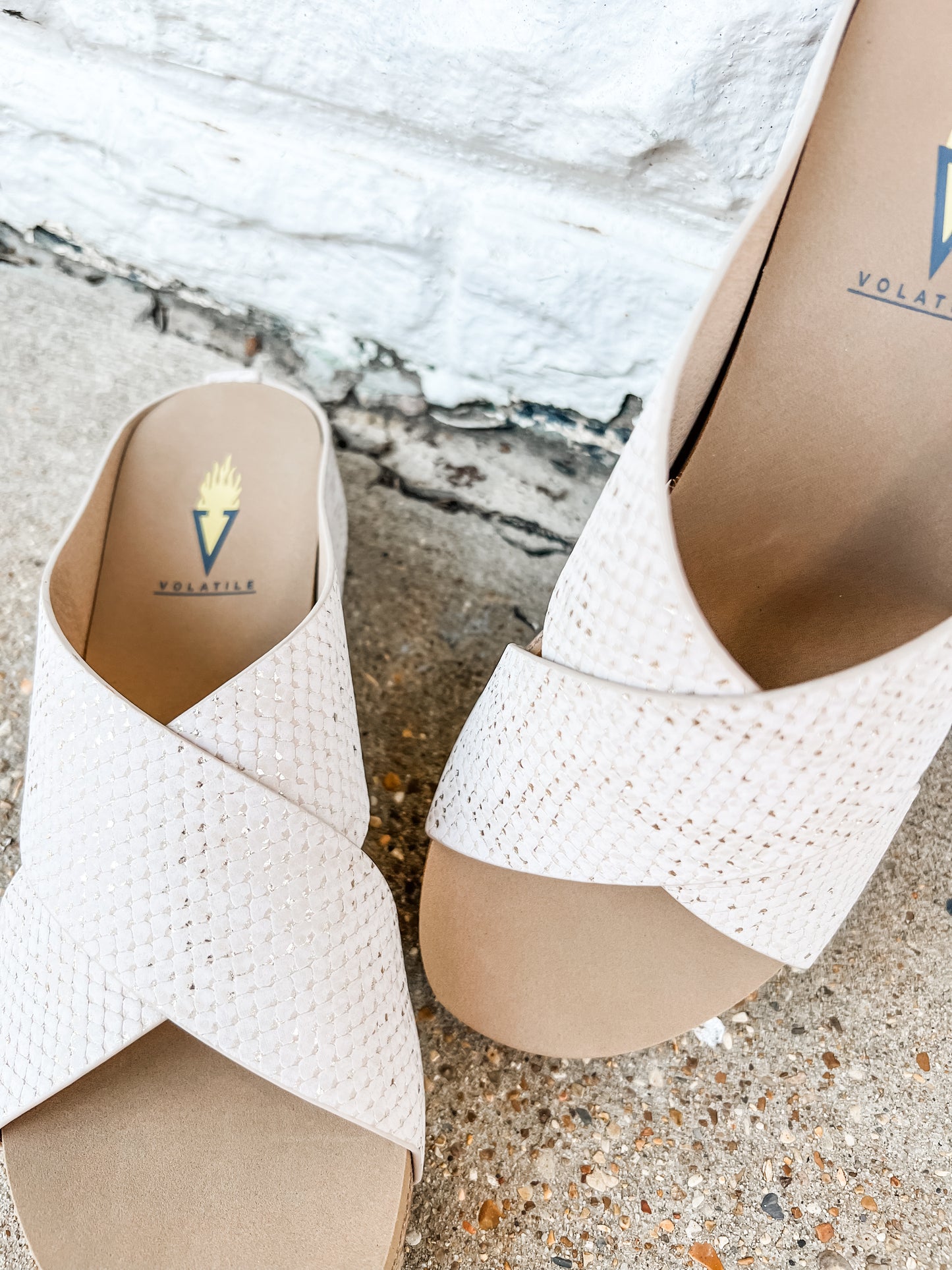 Ablette Champagne Snake Sandal