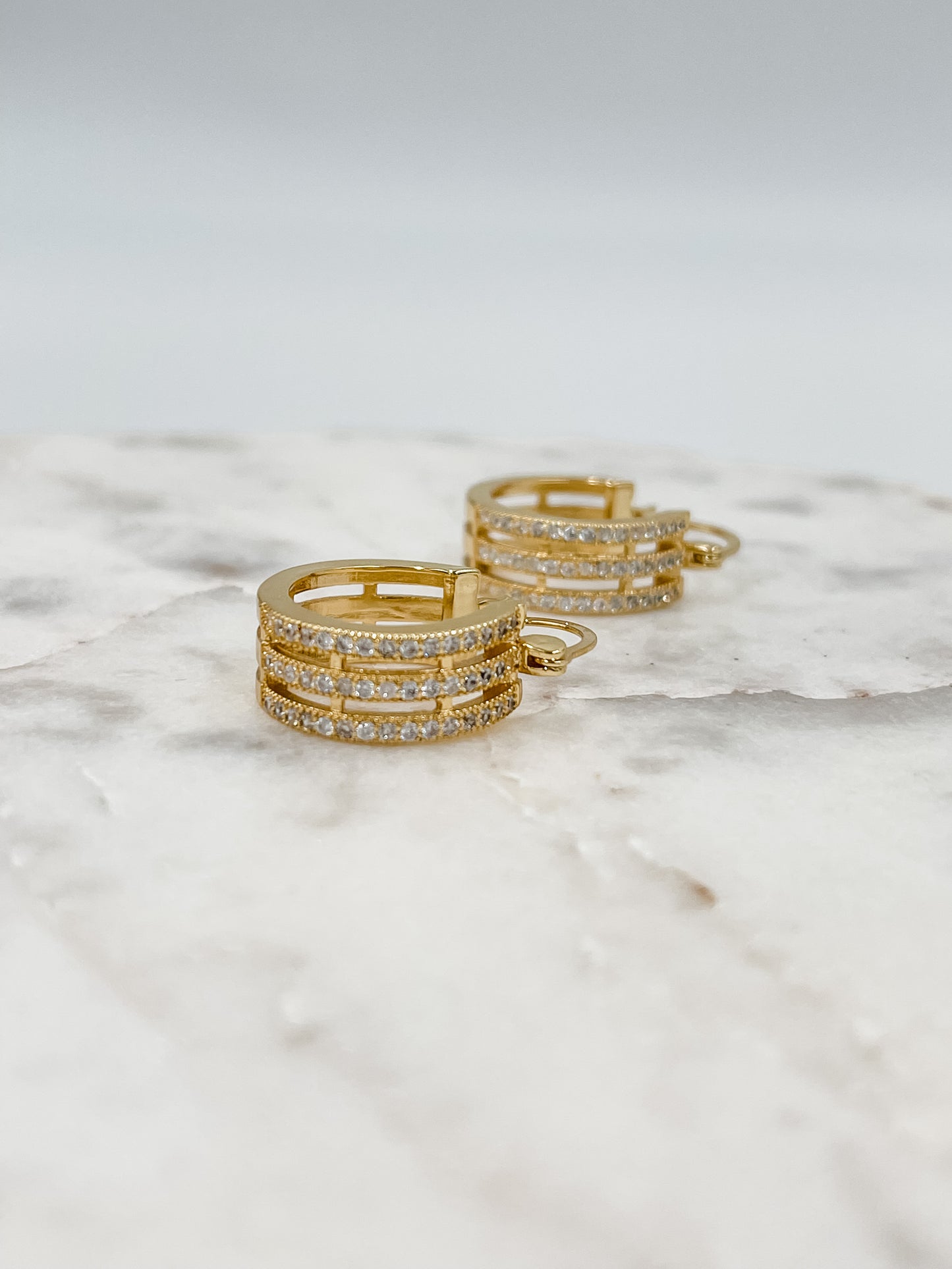 Julia Triple Hoop