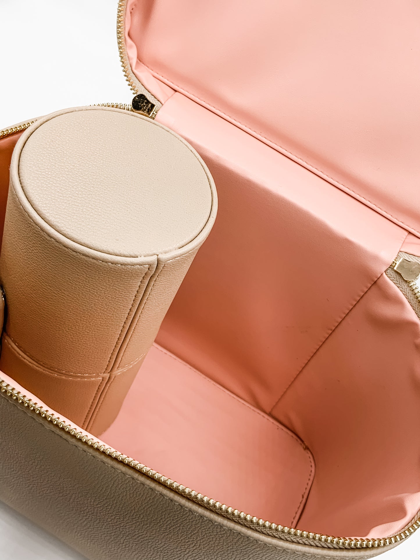 Lux Cosmetic Bag Nude