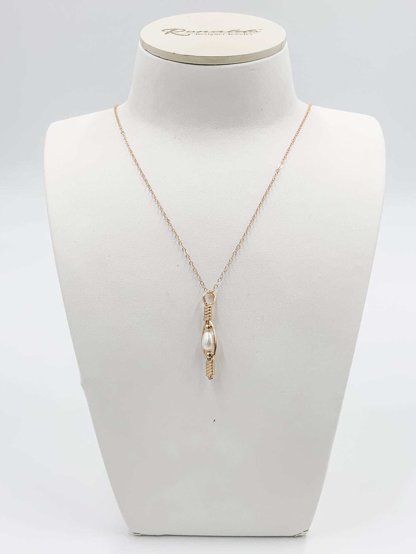 Bella Necklace
