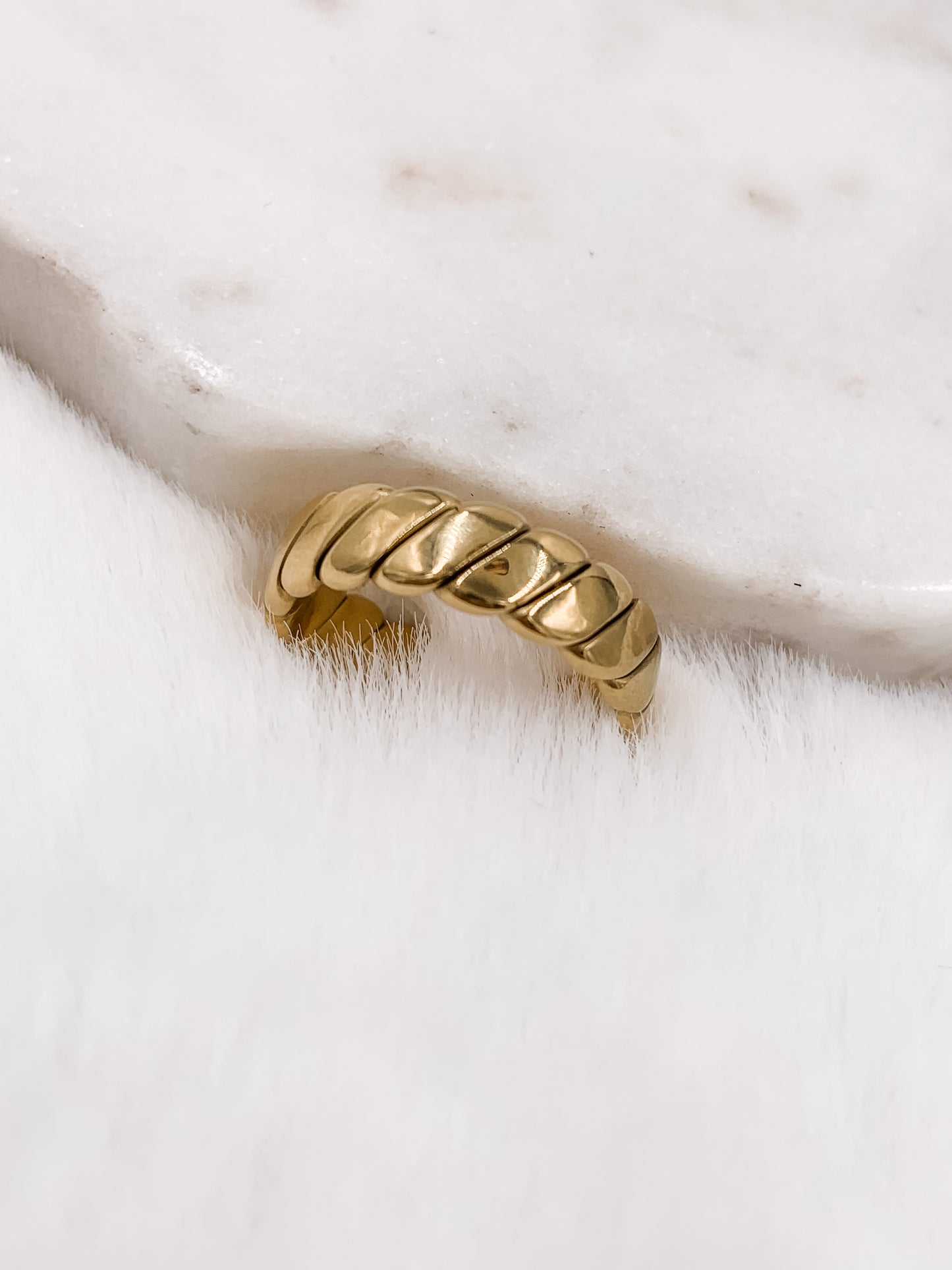 Relic Twist Ring