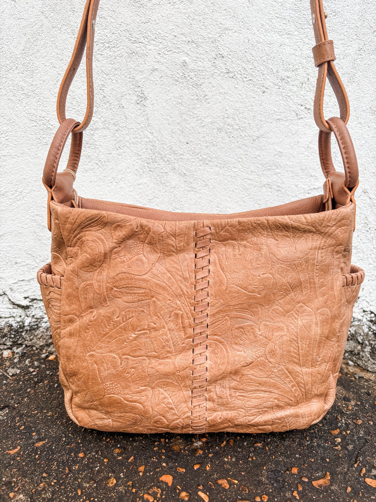 Sheila Crossbody Saddle