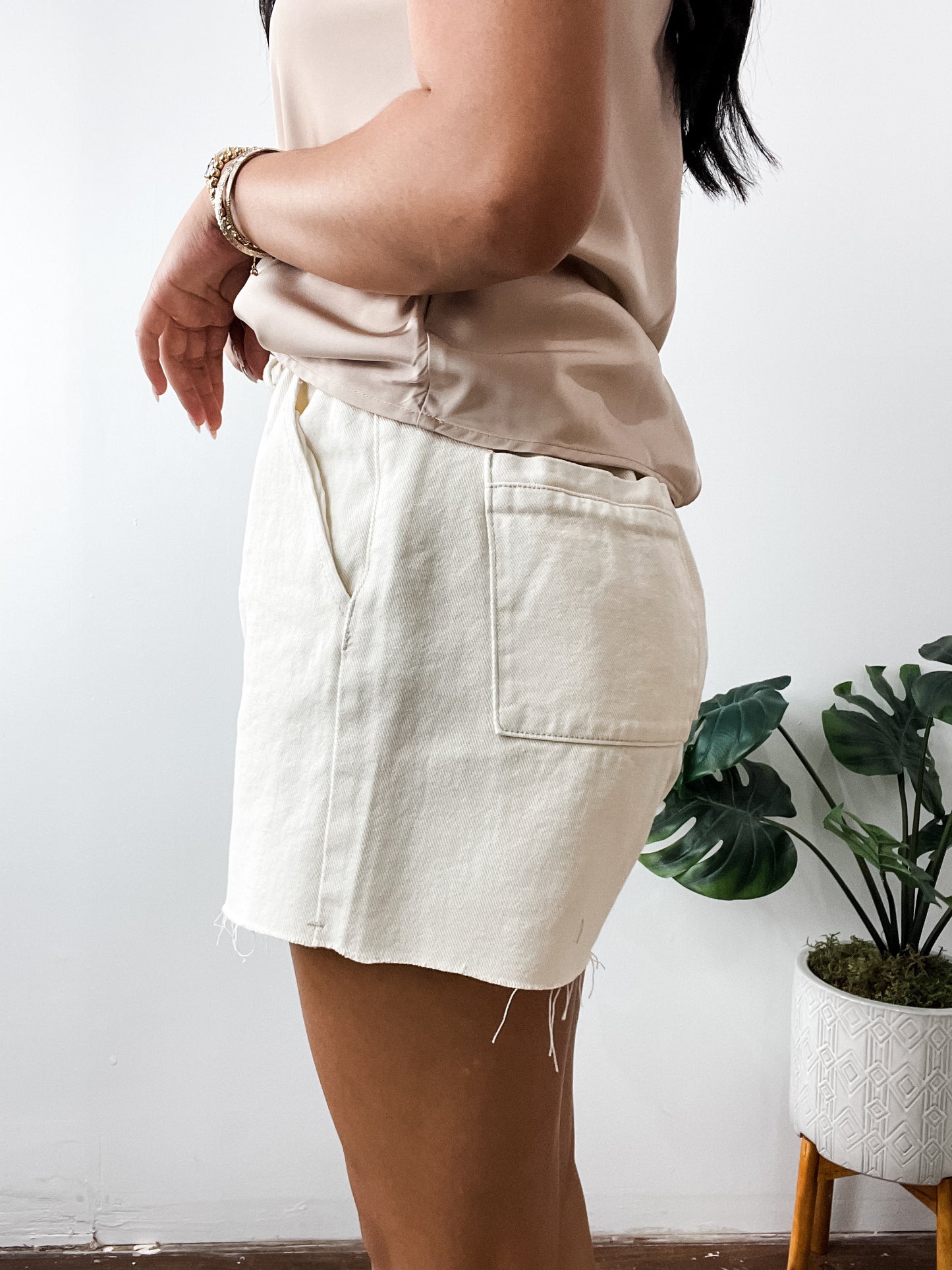 Paperbag Picnic Shorts Ecru