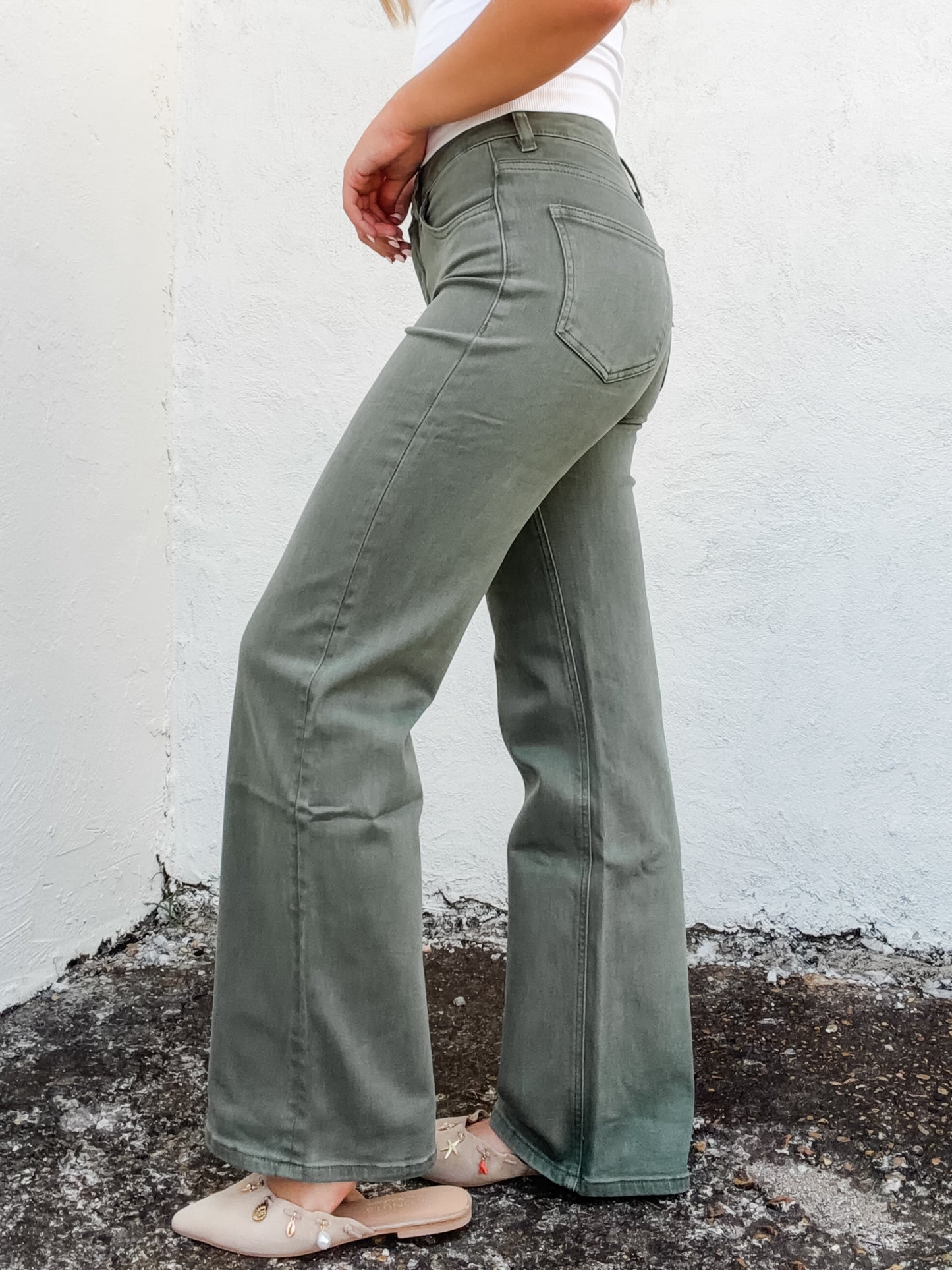 Initia Mid-Rise Jeans