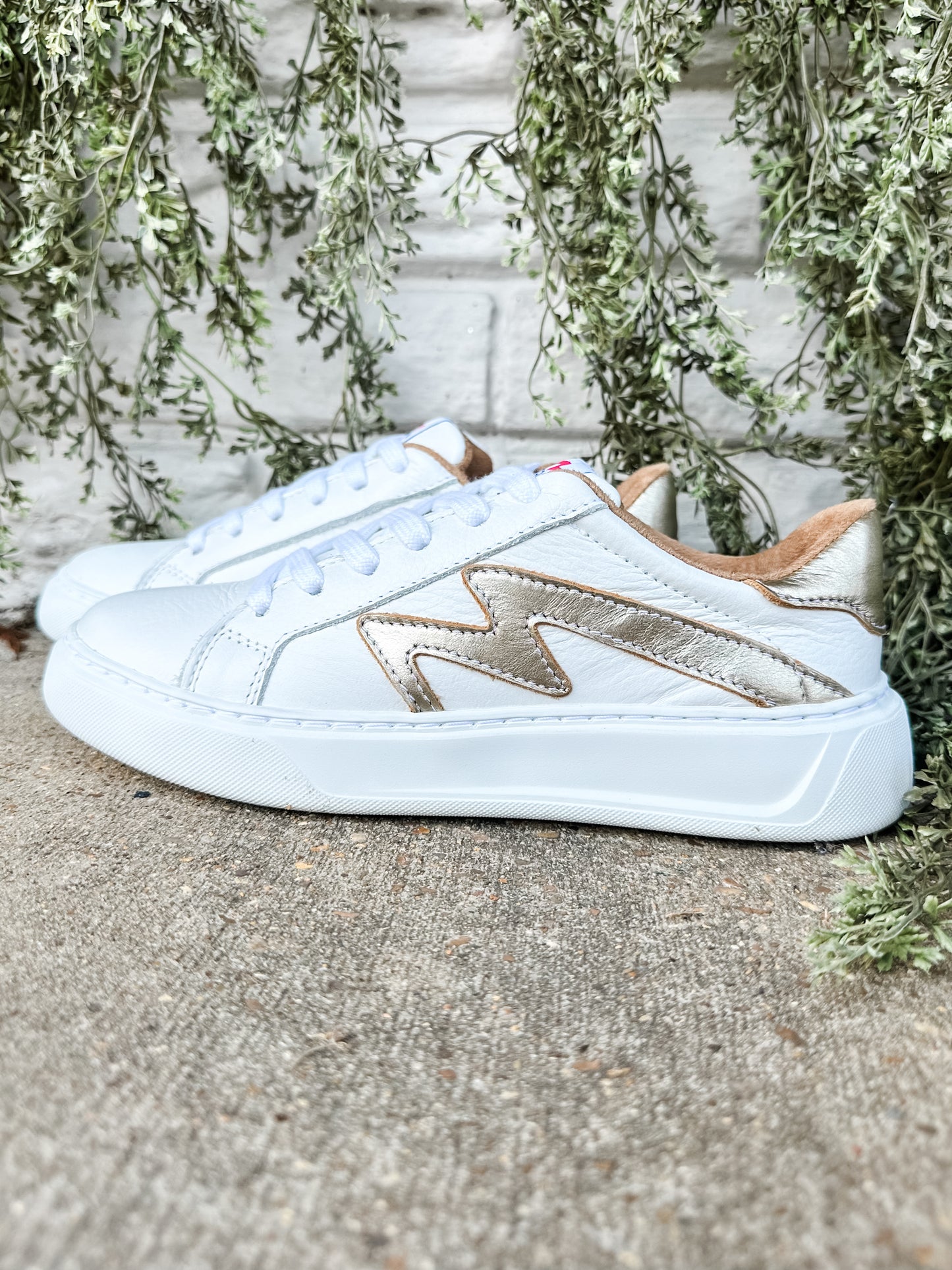 Epic Sneaker White/Gold