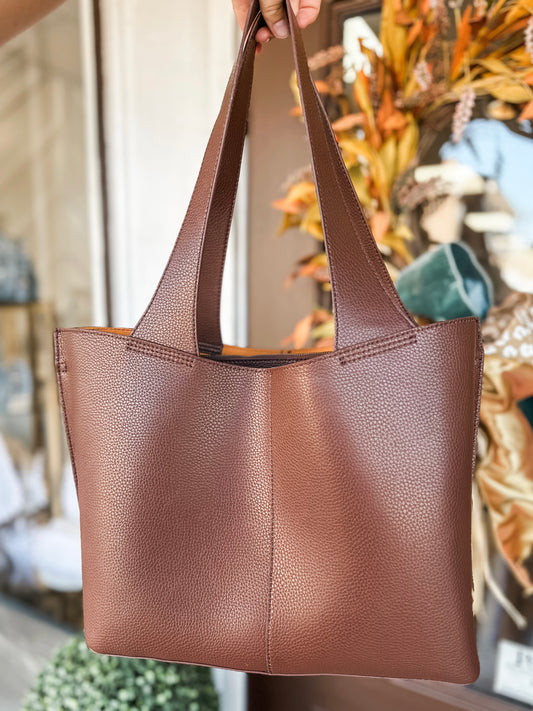 Vida Tote in Chocolate