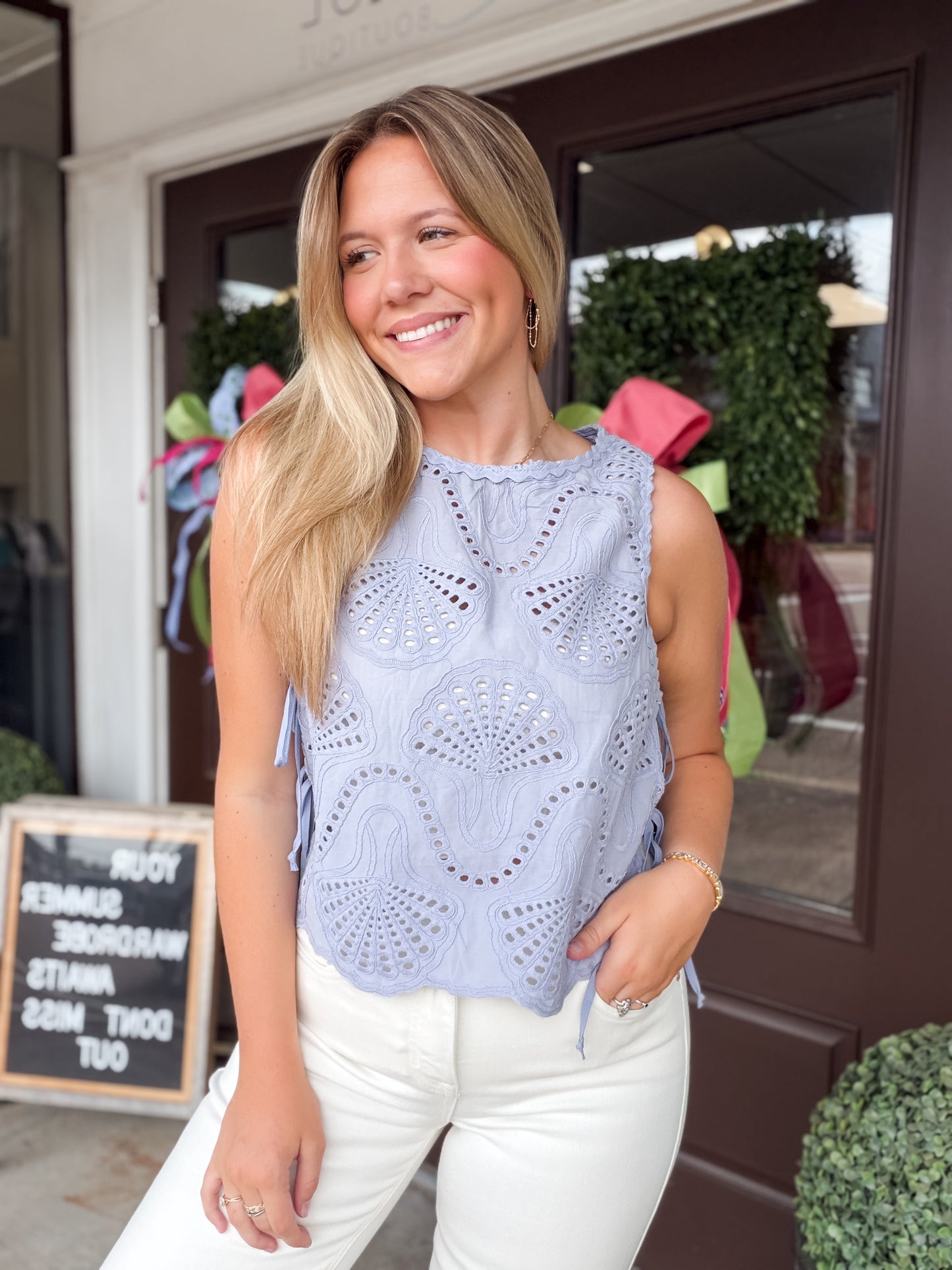 Hunting Sea Shells Top