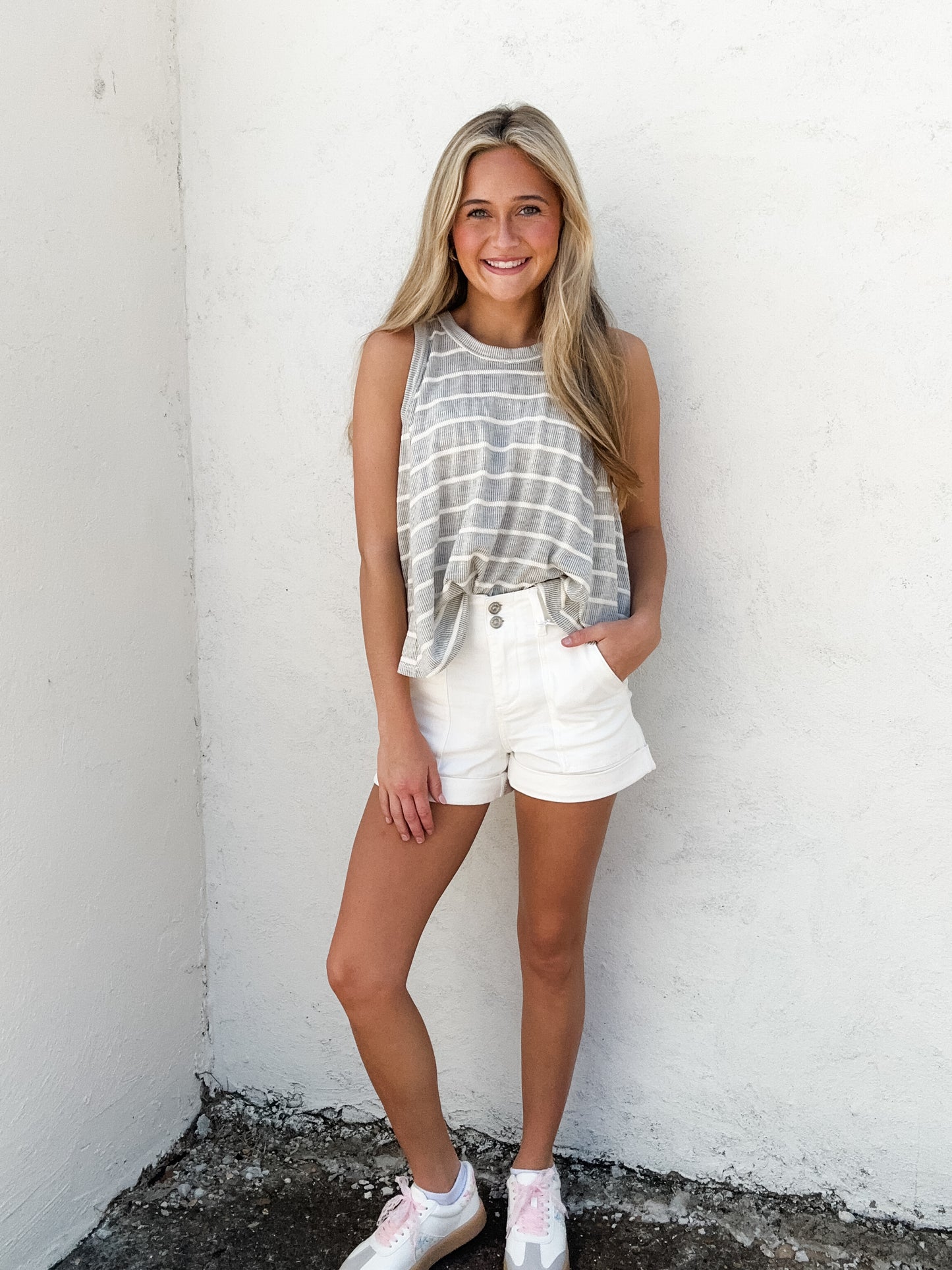 Flowy Tank