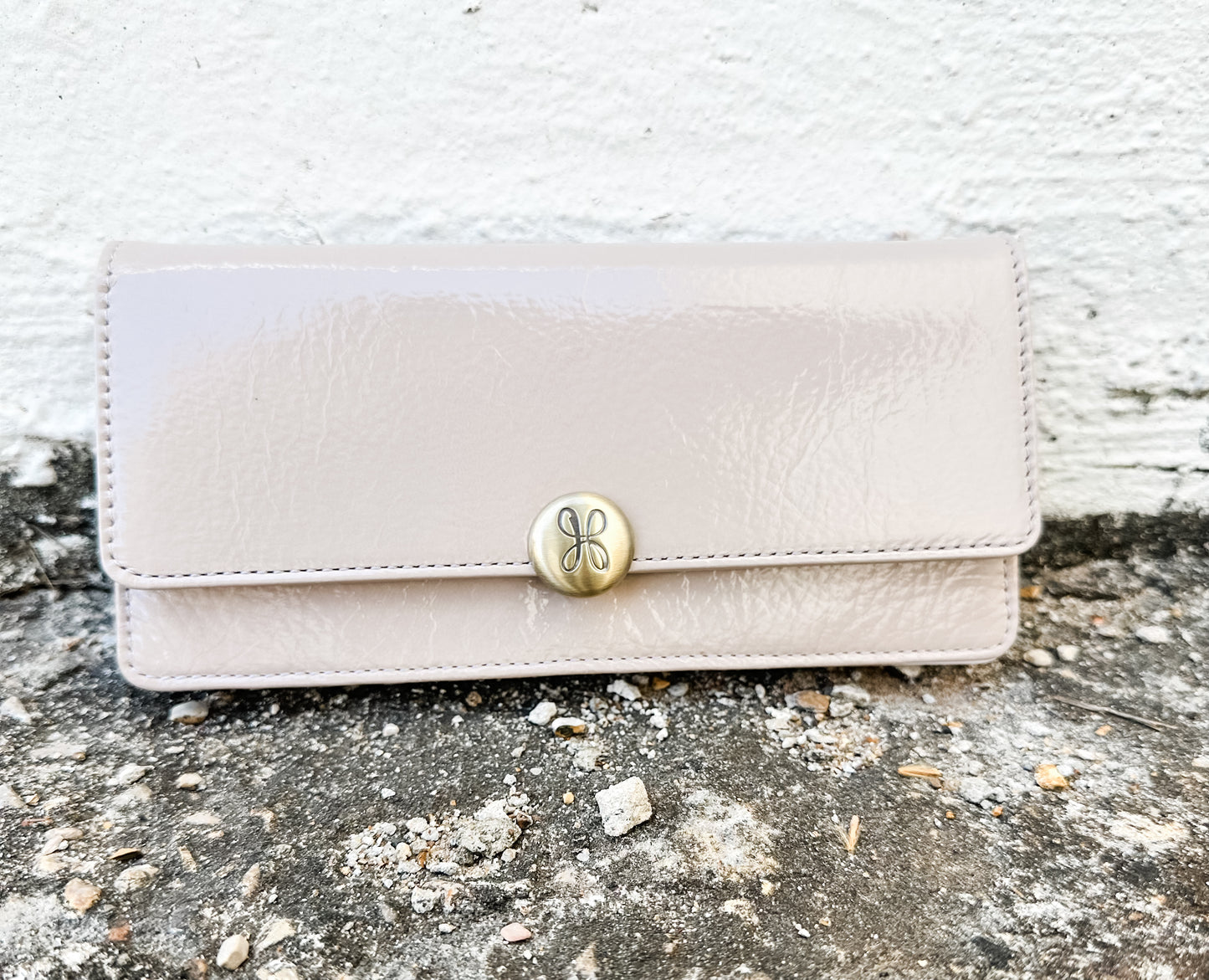 Hutton Wallet Stone Gloss