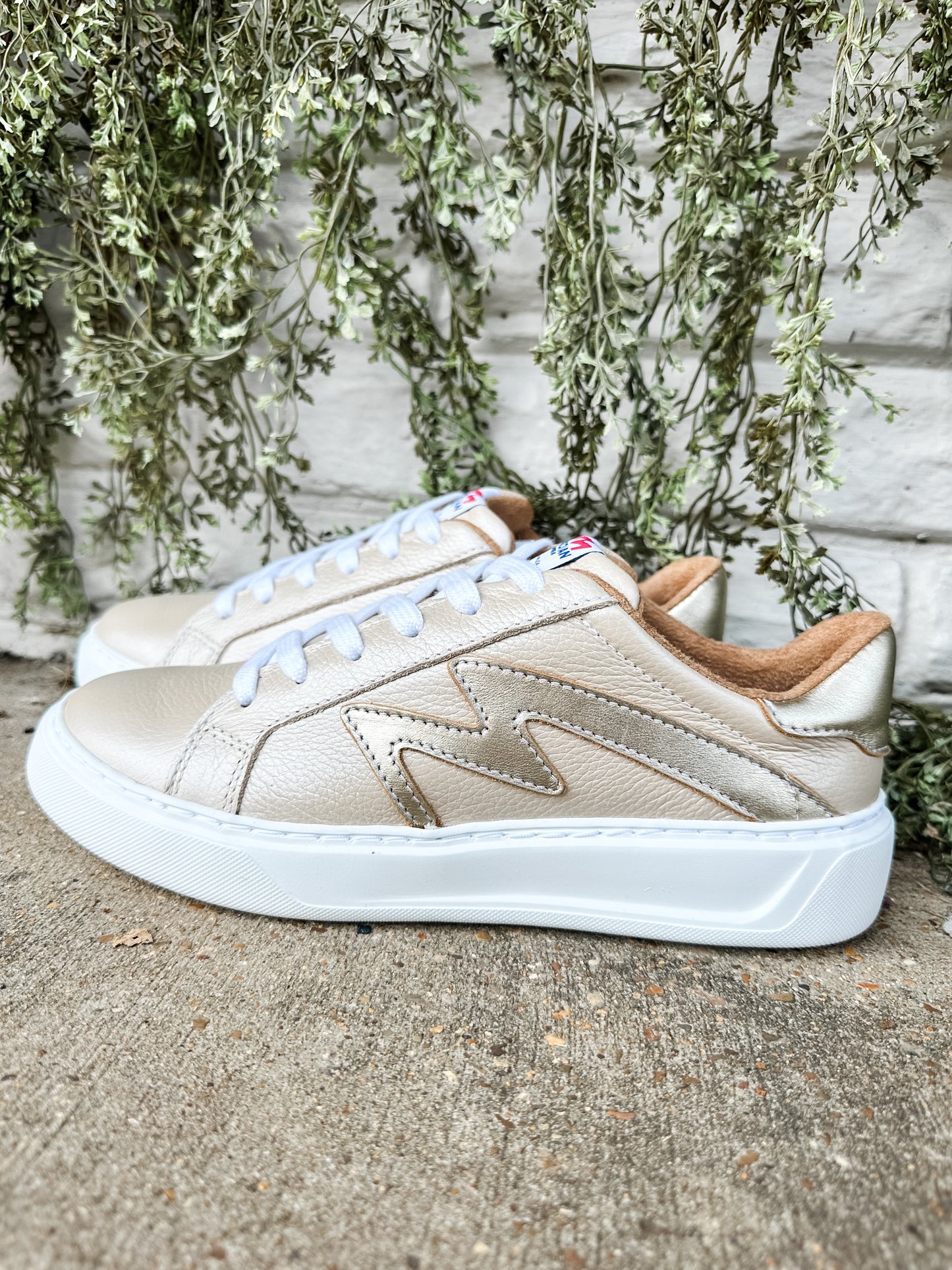 Epic Sneaker Pearl Beige/Gold Metallic