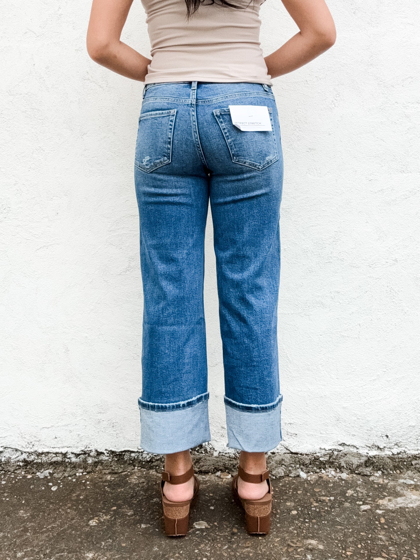 Low Rise Relax Straight Leg Crop Denim Jeans