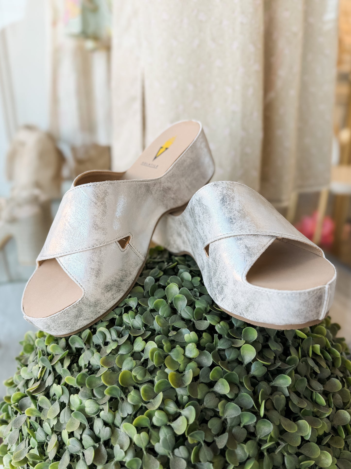 Edith Sandal