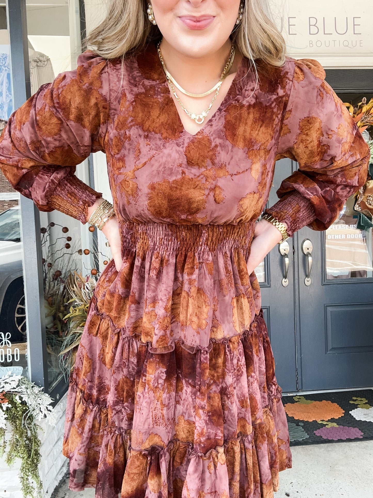 The Opal in Hazel Flora