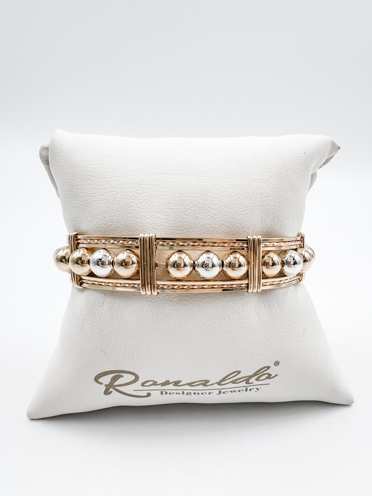Dream in Color Gold and Silver Beads Bracelet